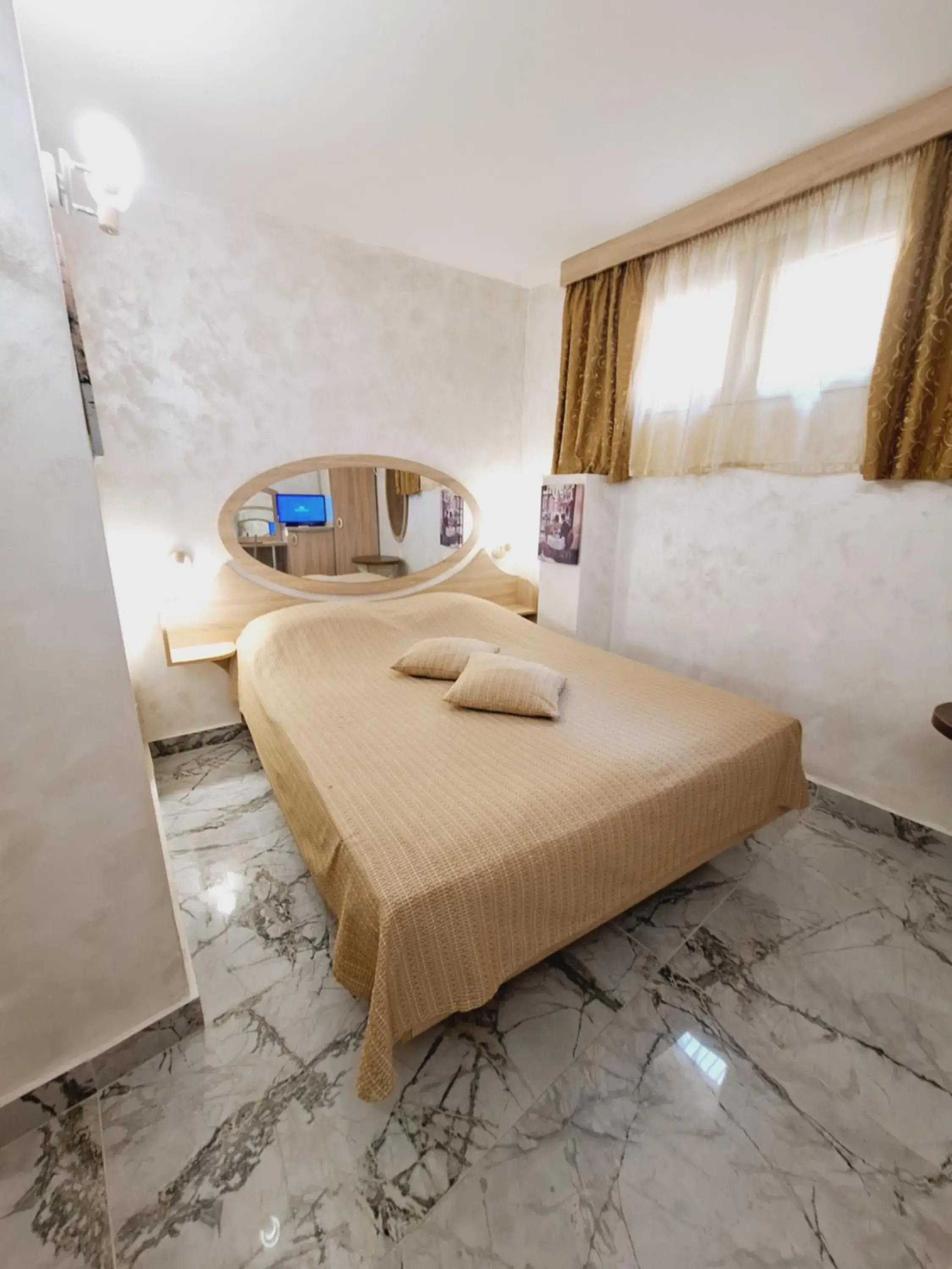 Bedroom, Bed in Hotel Color Bedroom, Bed in Hotel Color