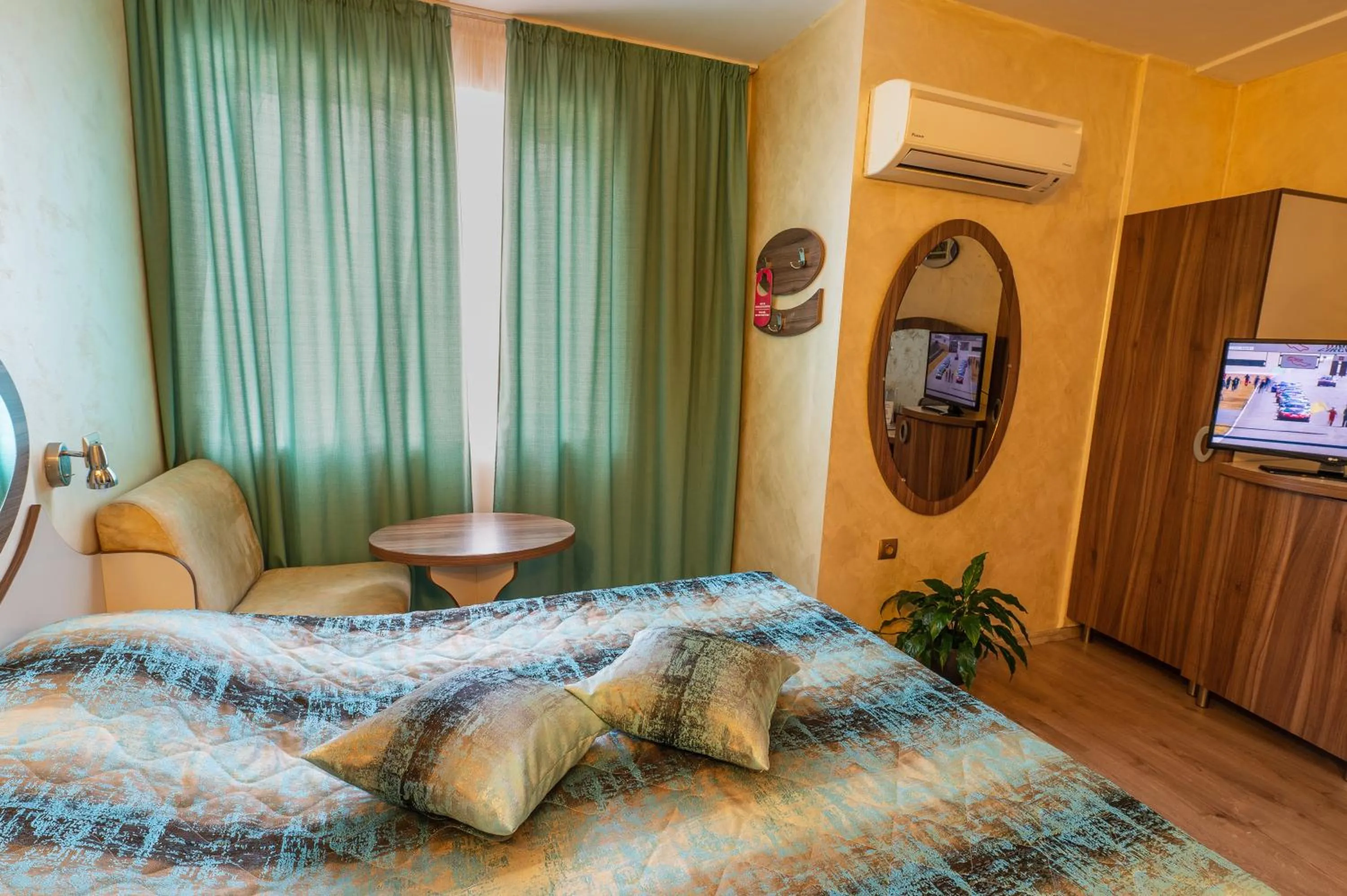 Photo of the whole room, Bed in Hotel Color