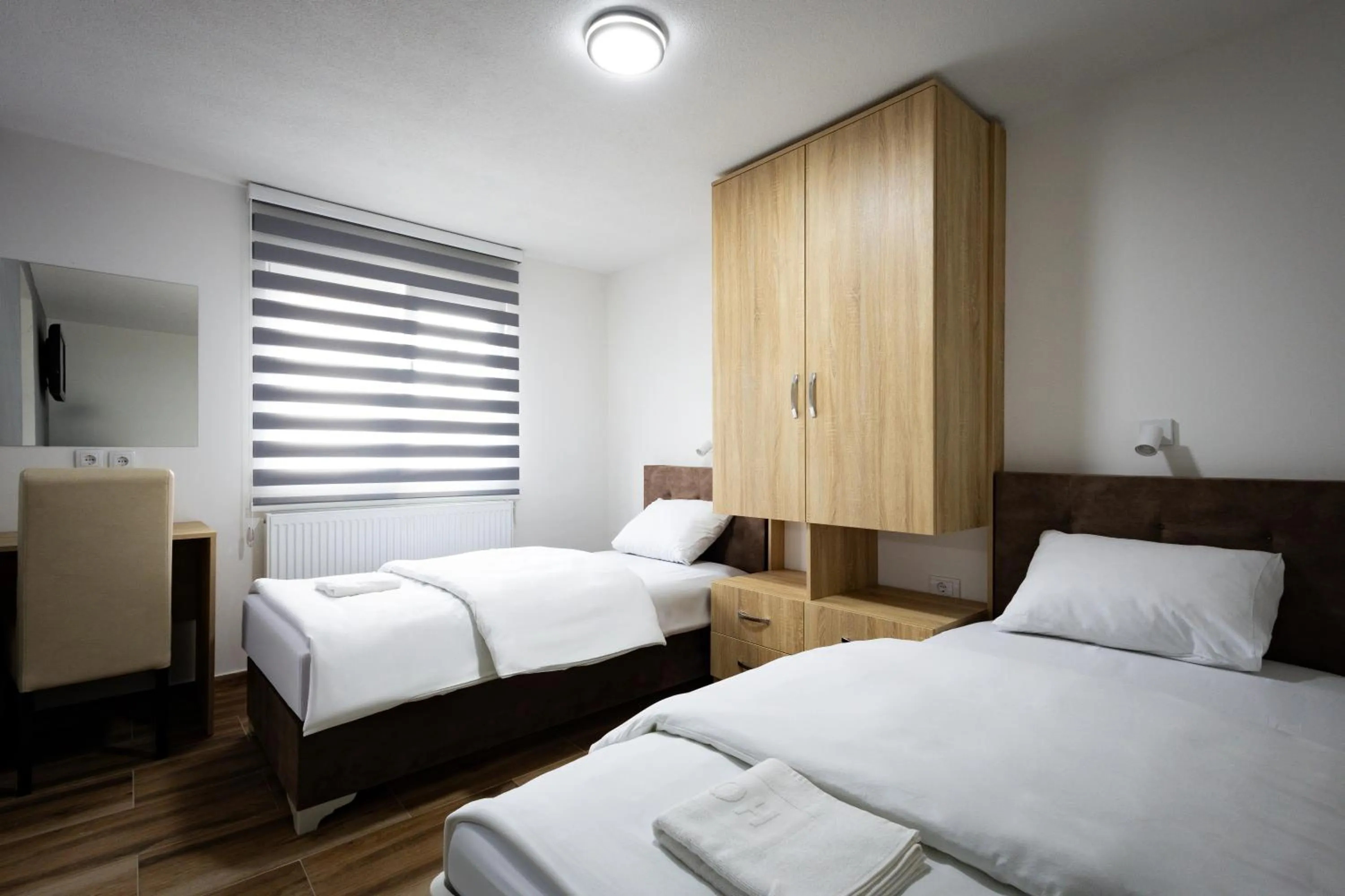 Bed in Restoran & Motel Manjež