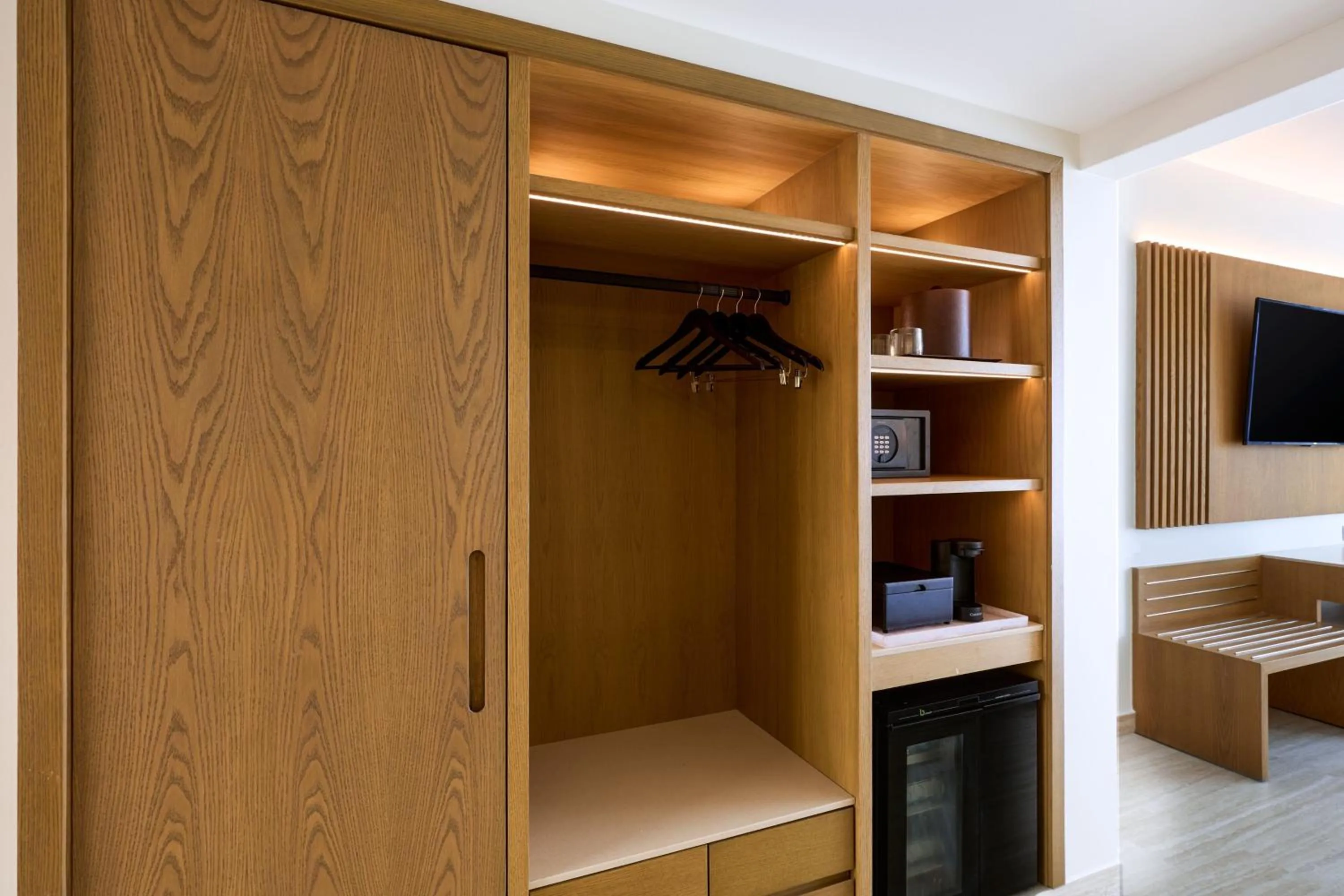 Photo of the whole room in Marriott Cancun, An All-Inclusive Resort