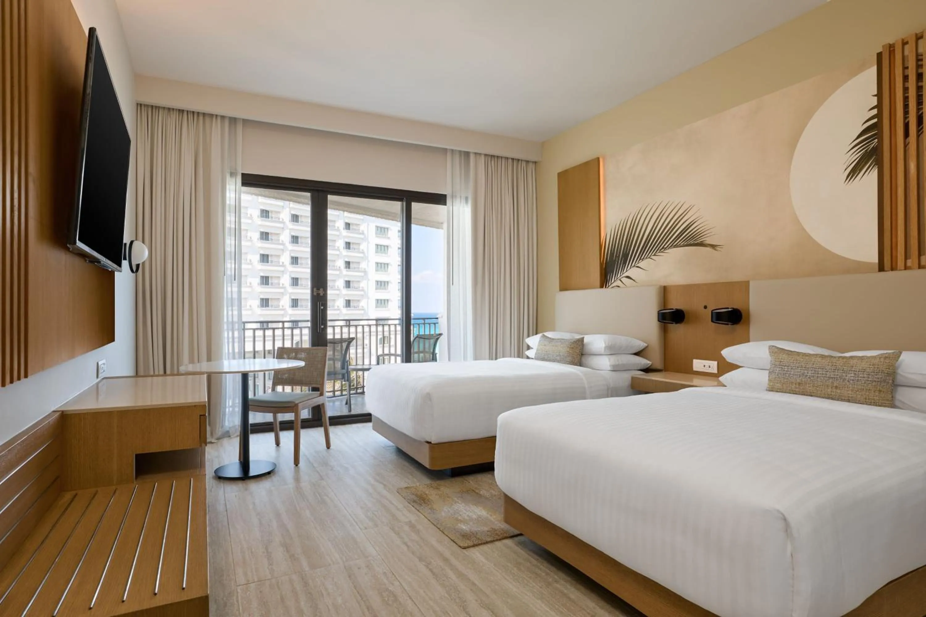 Photo of the whole room, Bed in Marriott Cancun, An All-Inclusive Resort