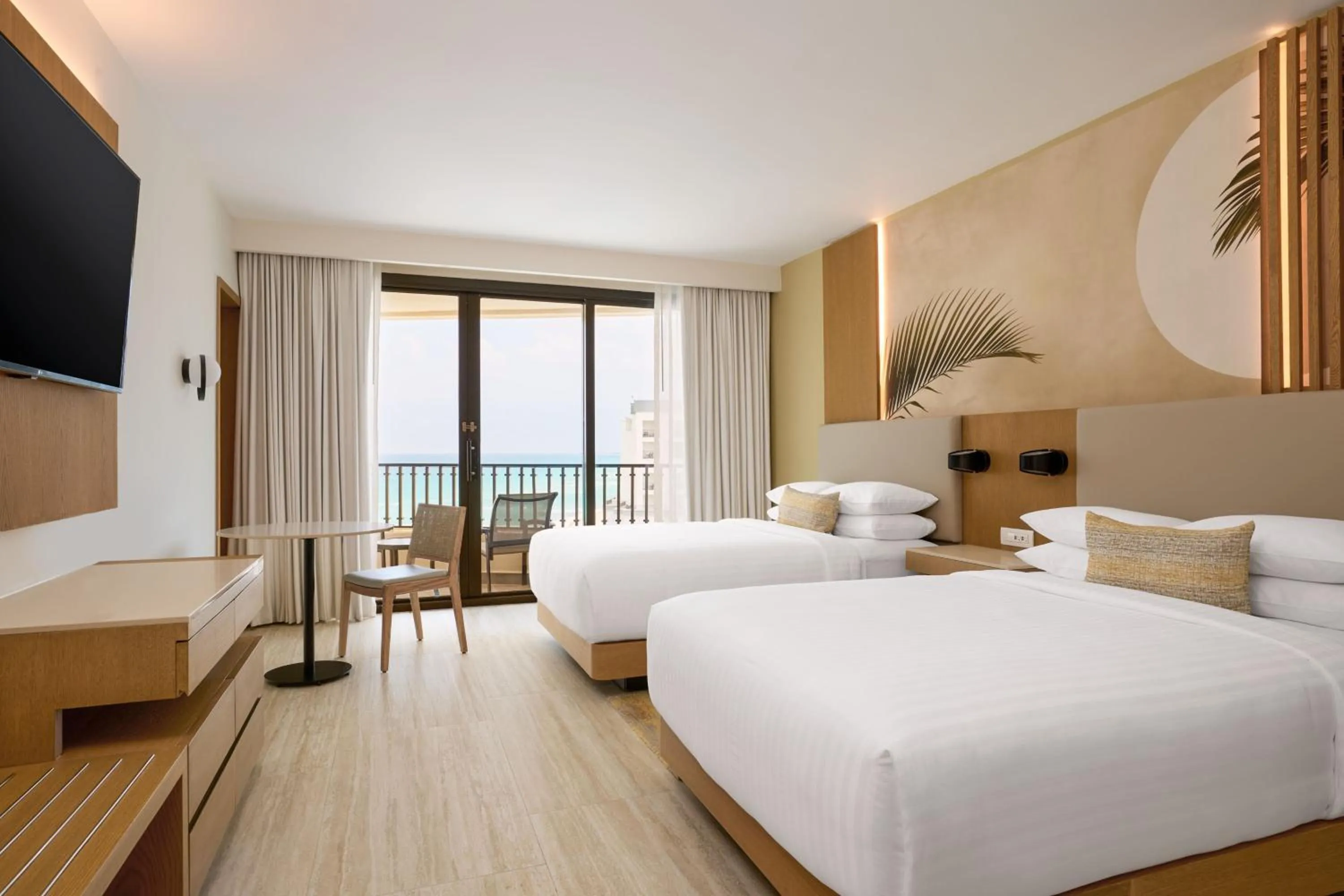 Photo of the whole room, Bed in Marriott Cancun, An All-Inclusive Resort