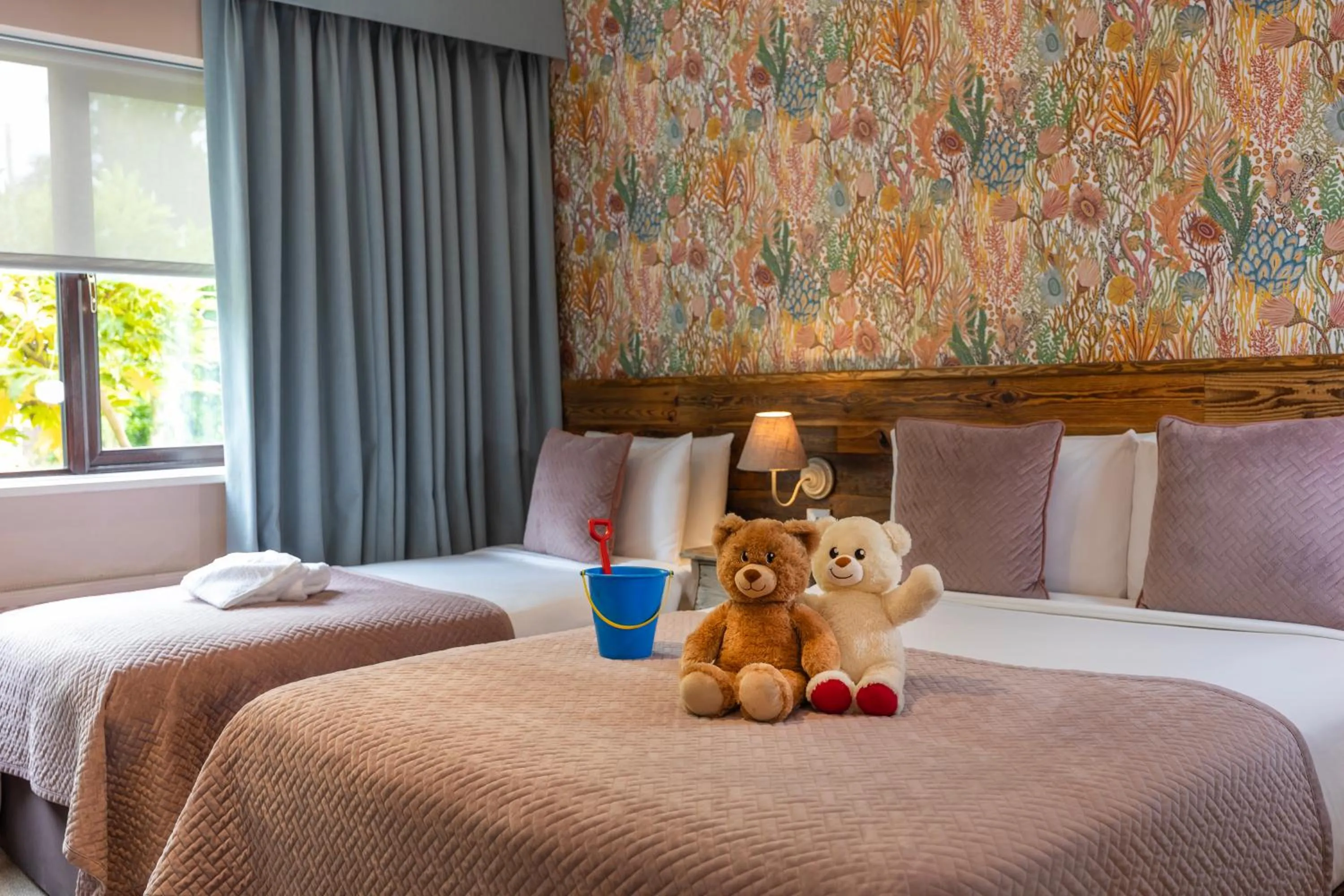 Bedroom, Bed in The Glenside