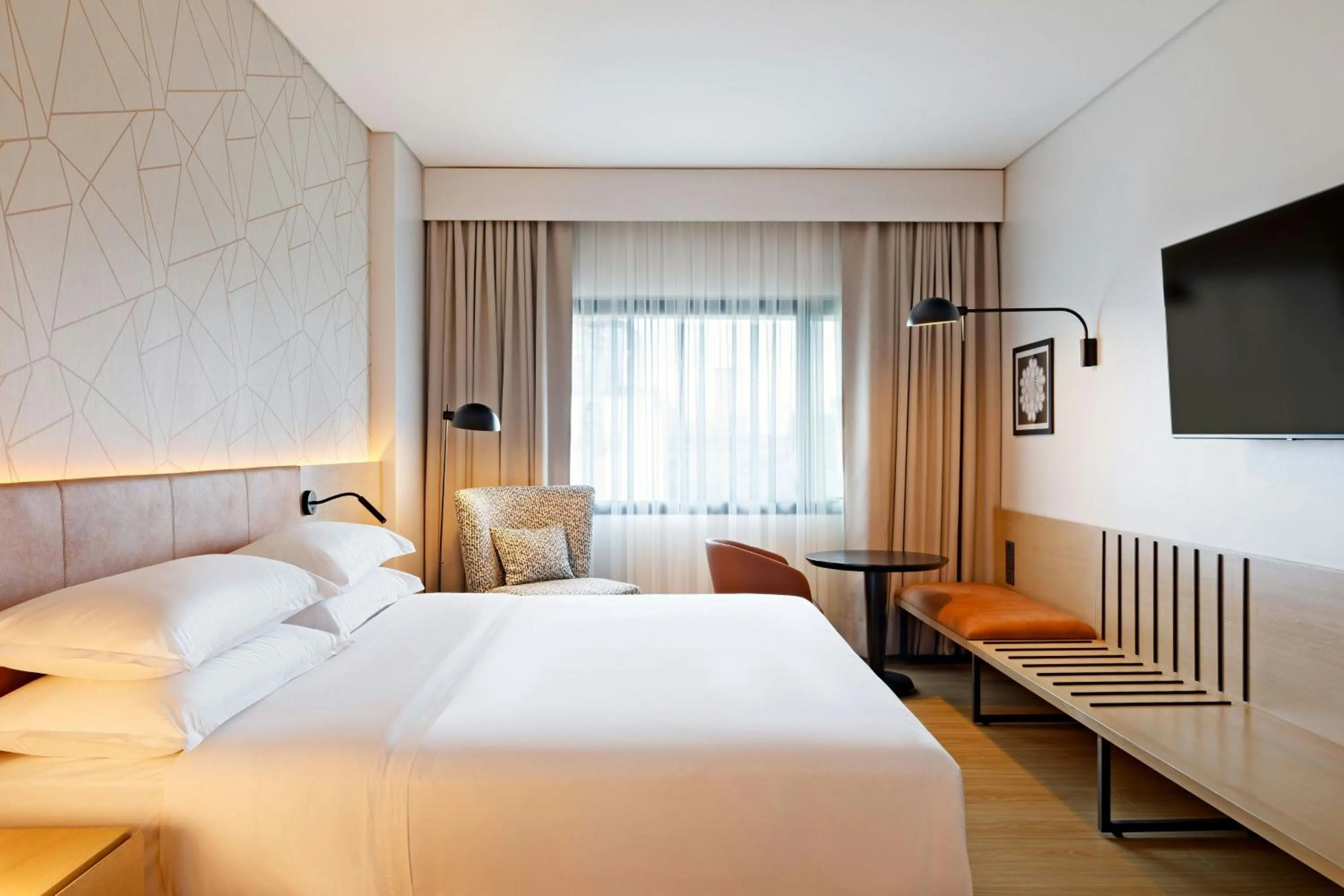 Bedroom, Bed in Sheraton Asuncion Hotel