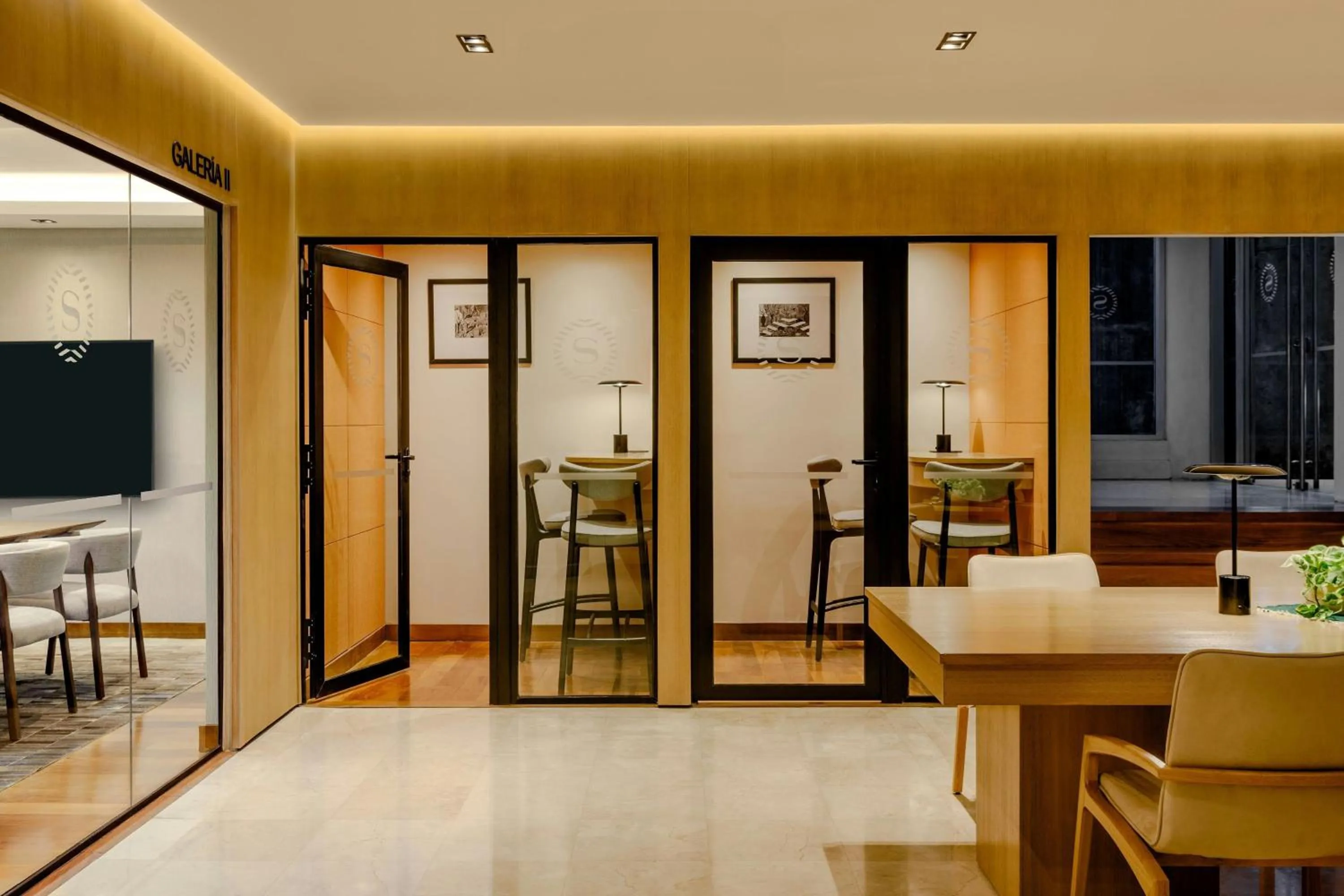 Meeting/conference room in Sheraton Asuncion Hotel