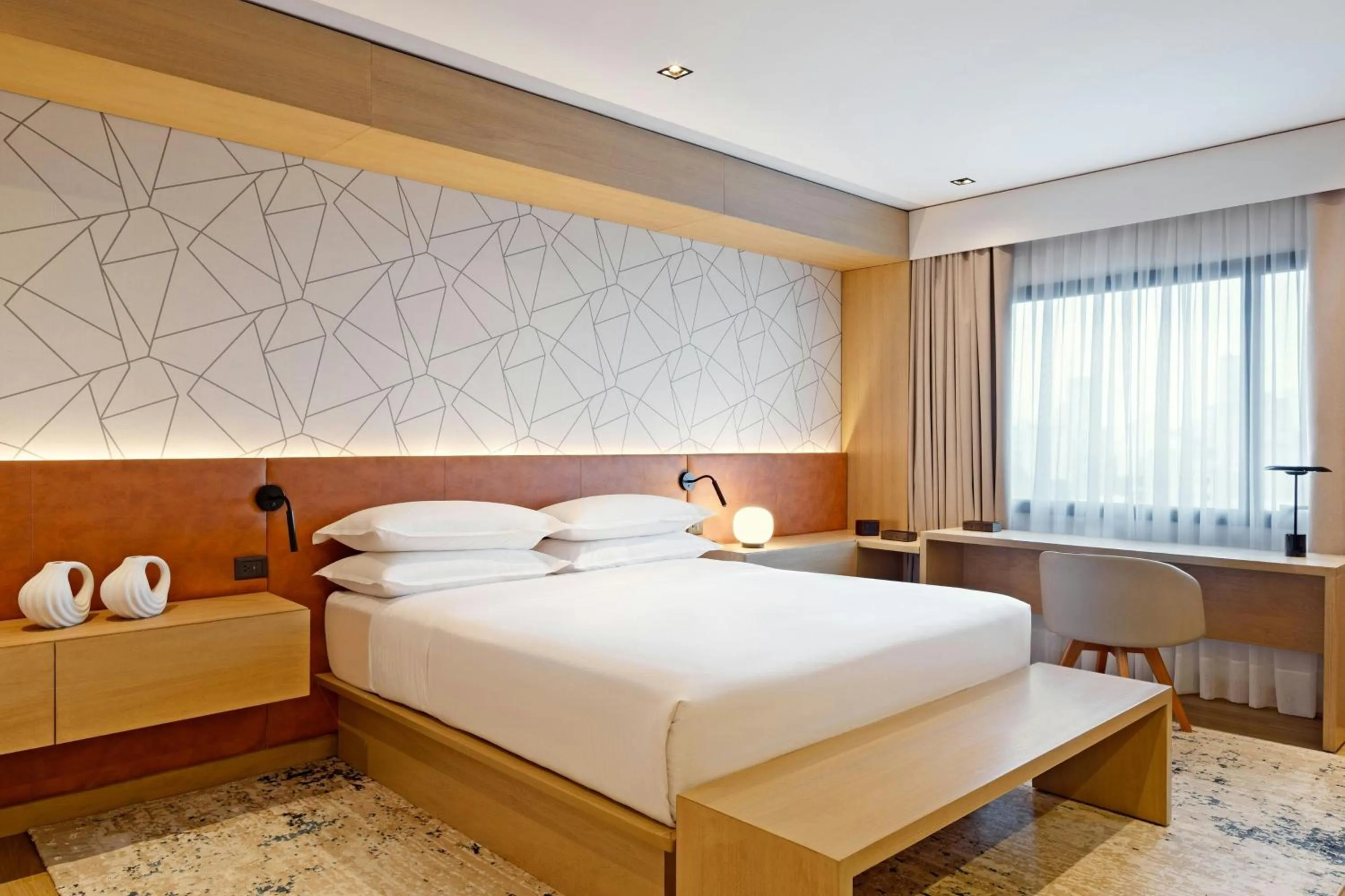 Bedroom, Bed in Sheraton Asuncion Hotel