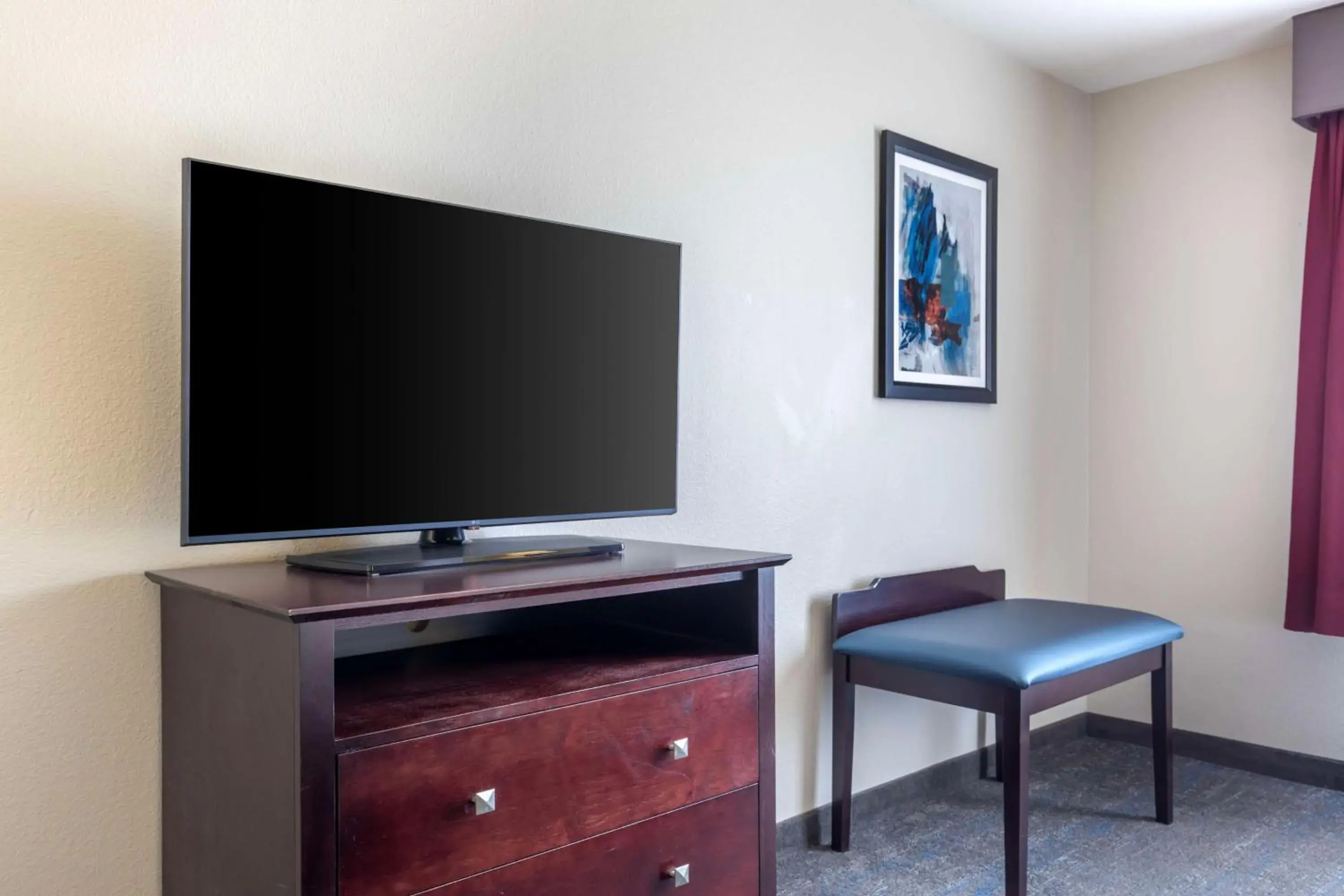 Photo of the whole room in Best Western Plus Mansfield Inn & Suites Photo of the whole room in Best Western Plus Mansfield Inn & Suites