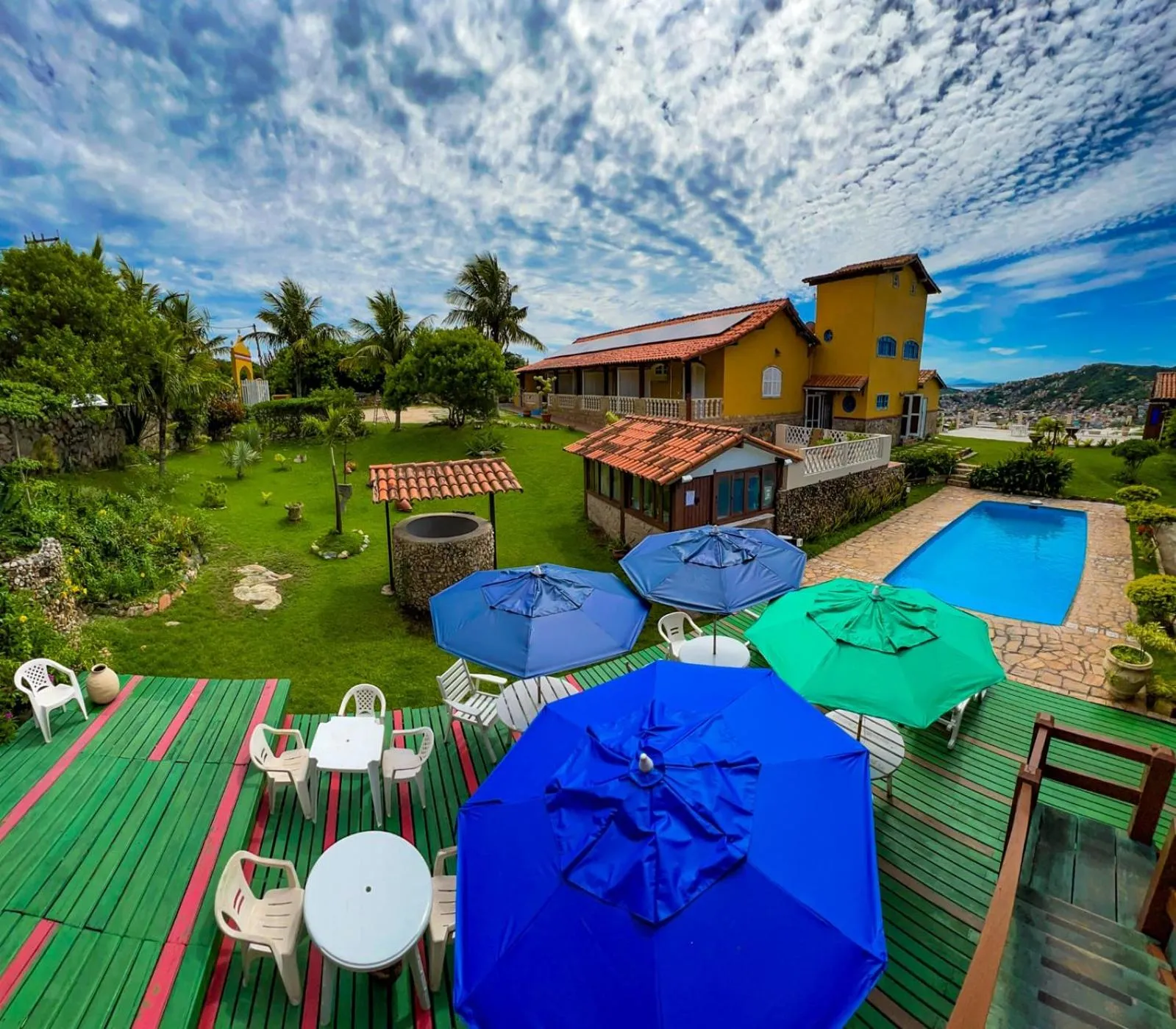 Swimming pool in Pousada Tanto Mar