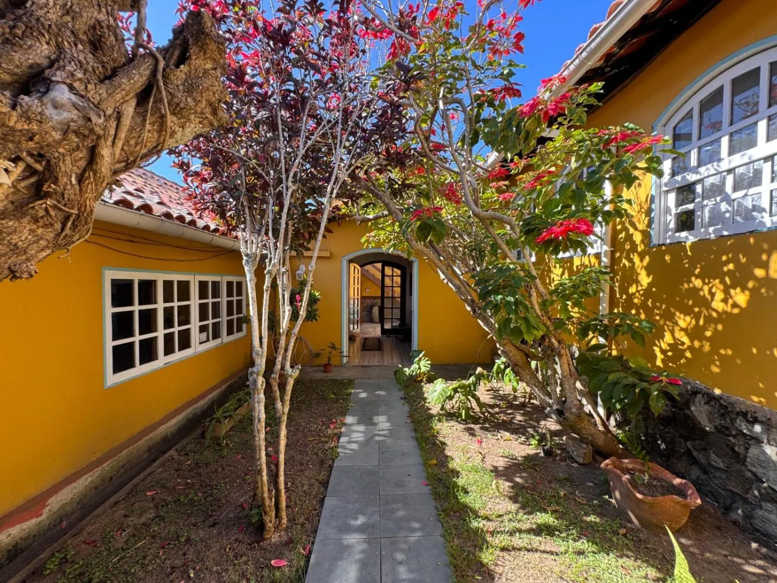 Garden in Pousada Tanto Mar