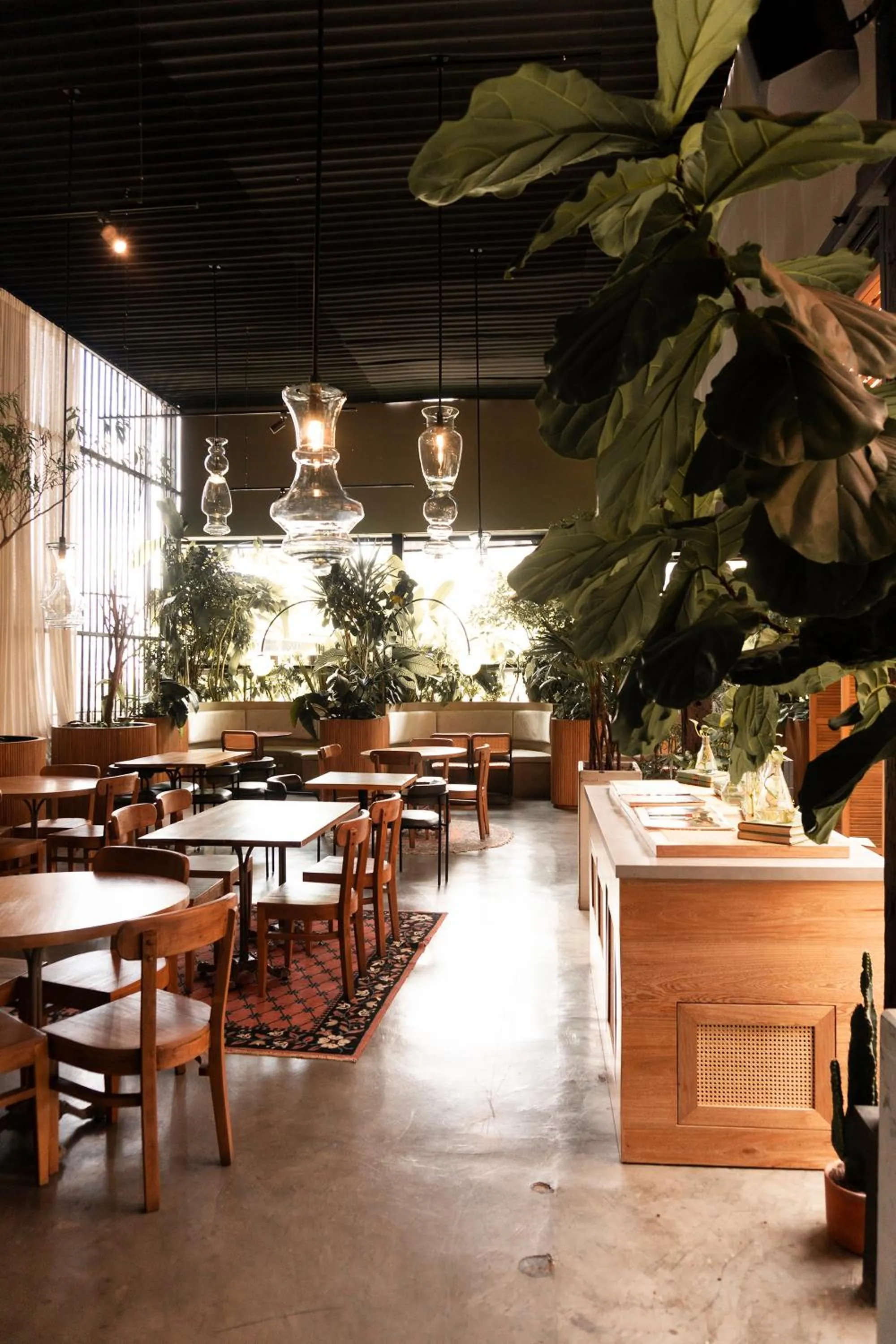 Restaurant/places to eat in The Art Hotel Medellin