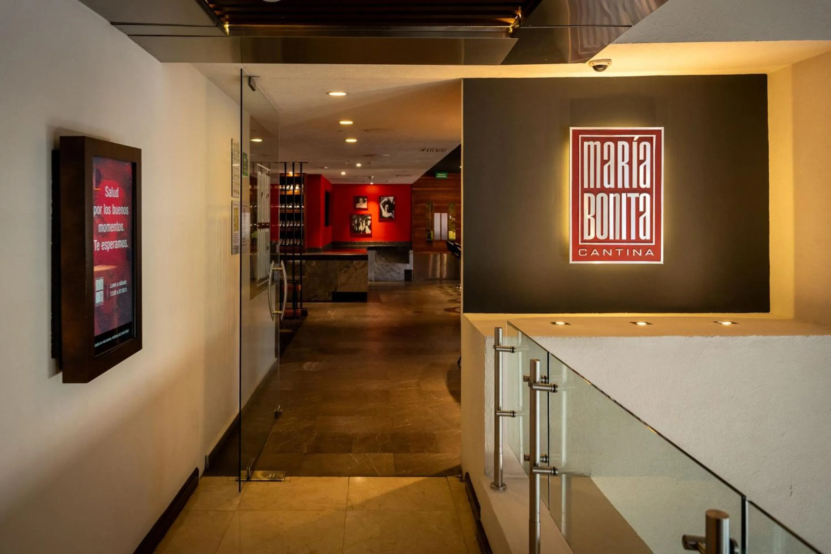 Restaurant/places to eat in Camino Real Pedregal Mexico