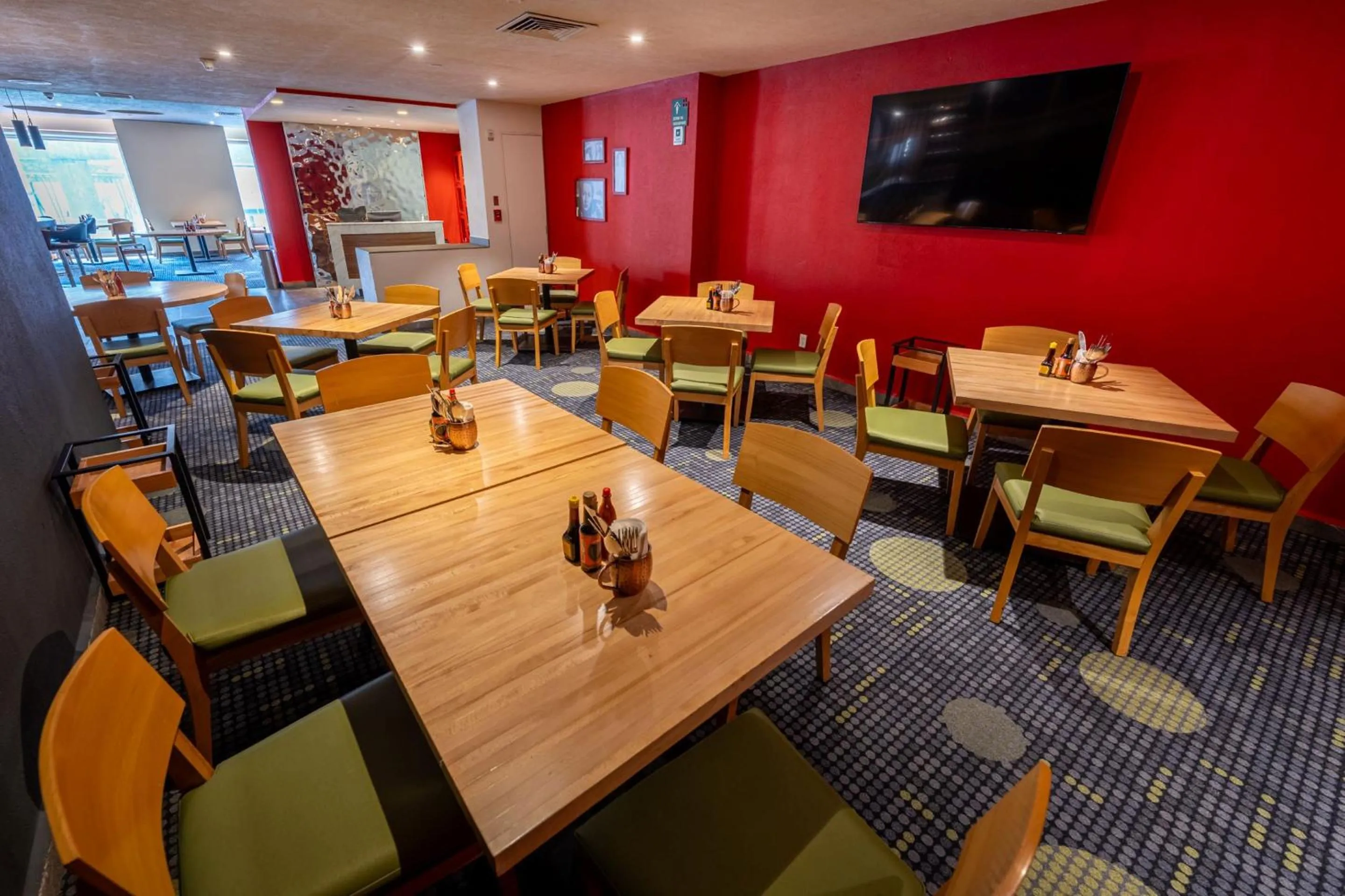 Restaurant/places to eat in Camino Real Pedregal Mexico