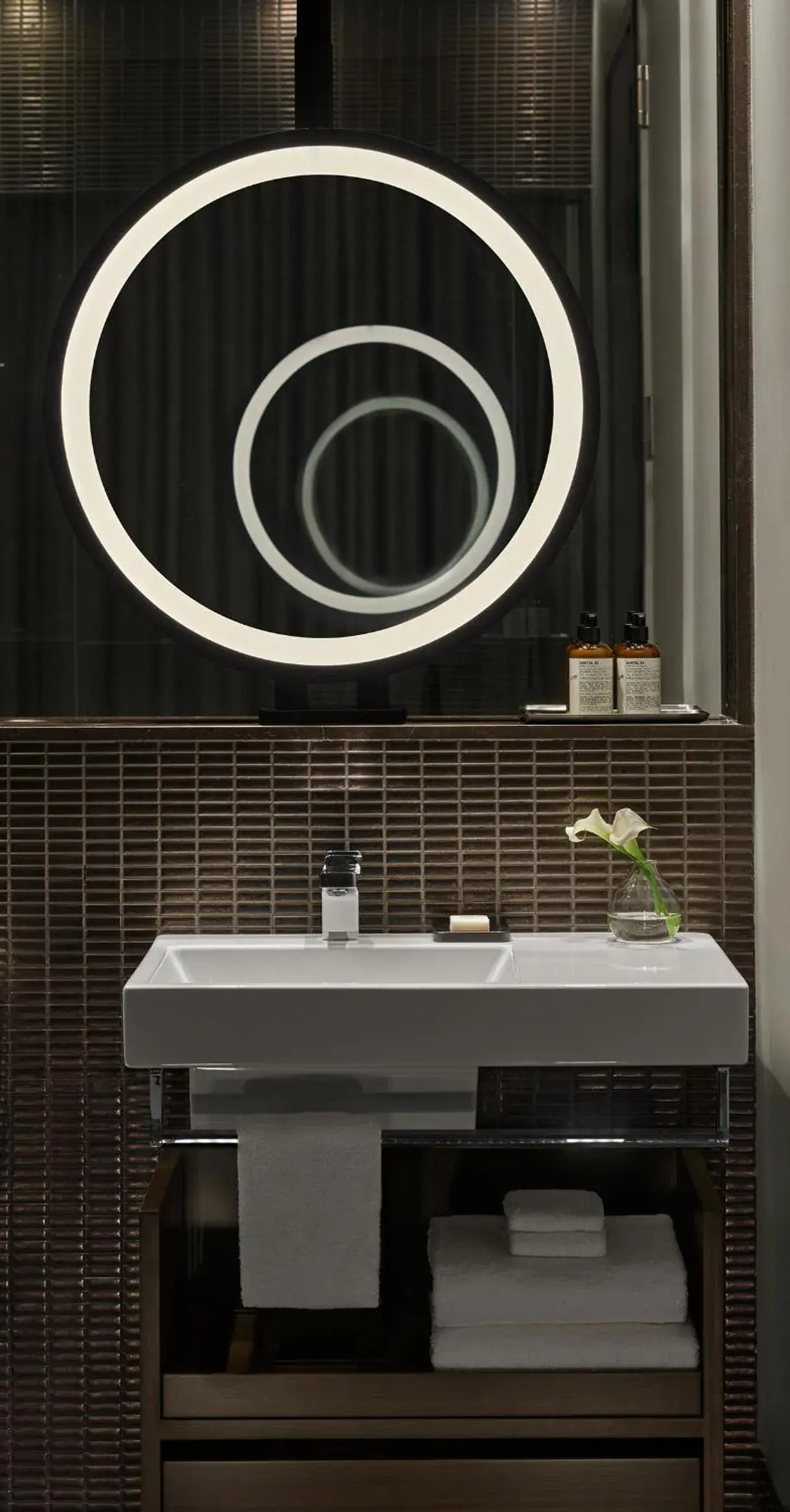 Bathroom in ModernHaus SoHo Bathroom in ModernHaus SoHo