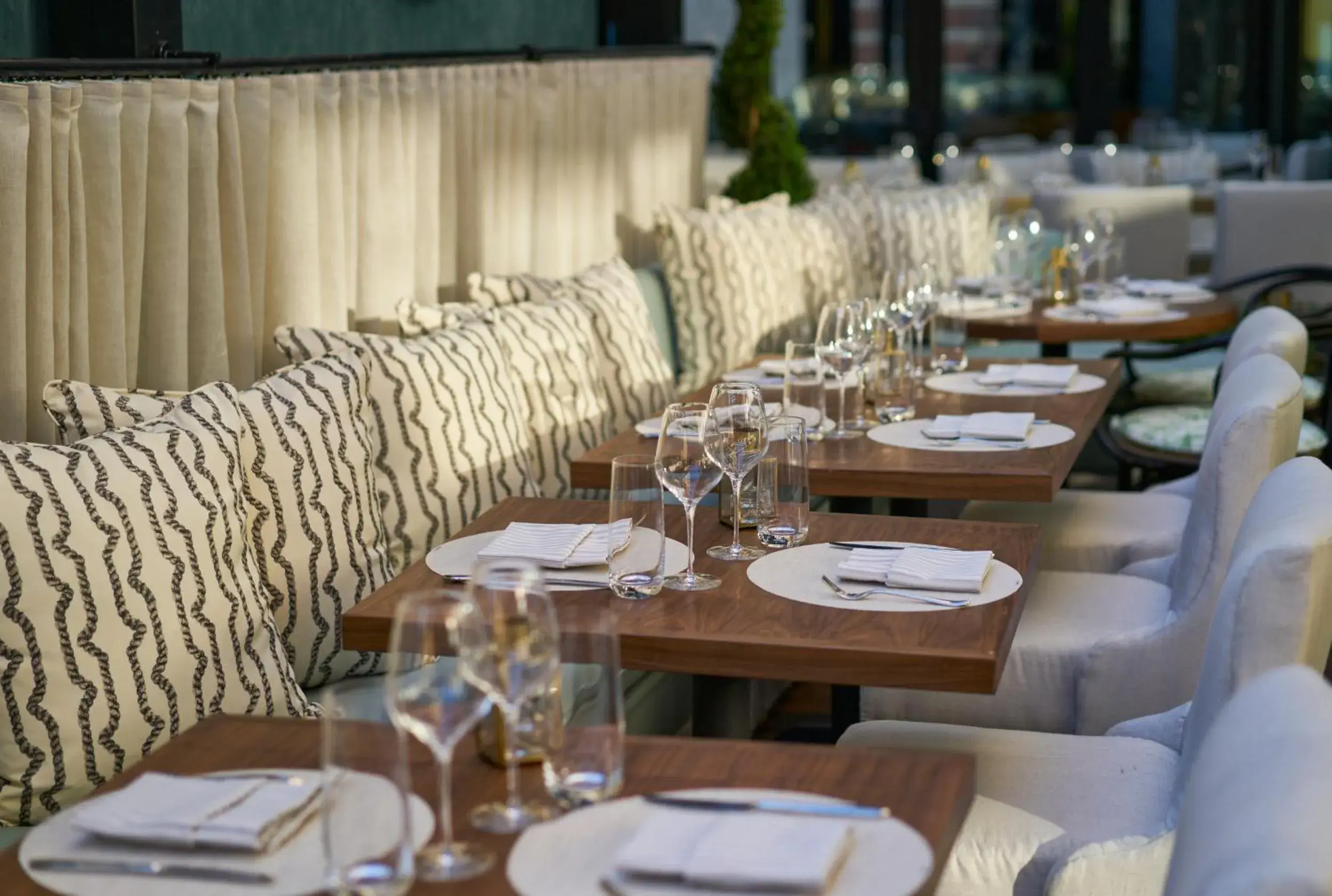 Restaurant/places to eat in ModernHaus SoHo Restaurant/places to eat in ModernHaus SoHo