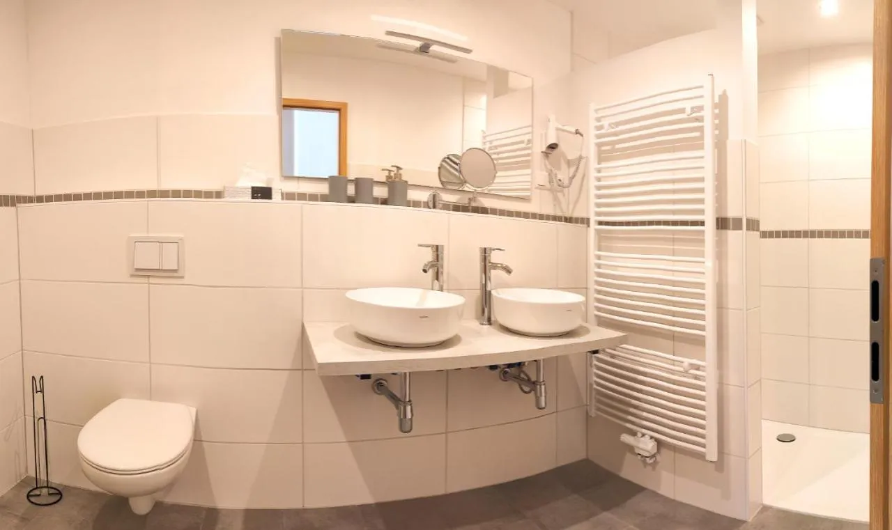 Shower in Landhaus Knötel