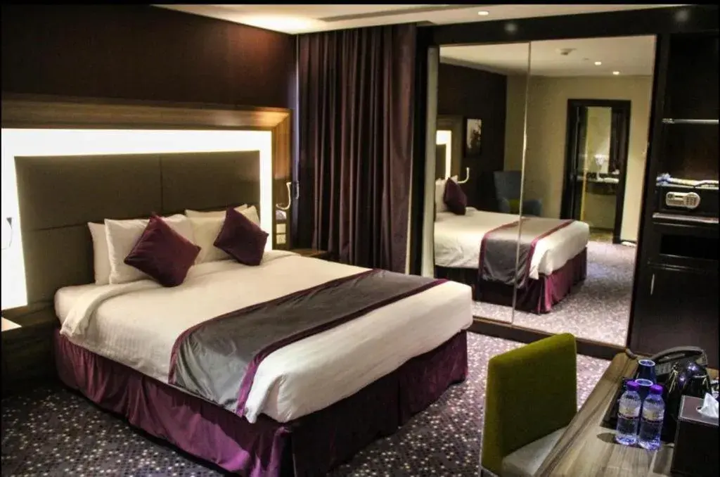 Bed in Golden Tulip Al Khobar Bed in Golden Tulip Al Khobar