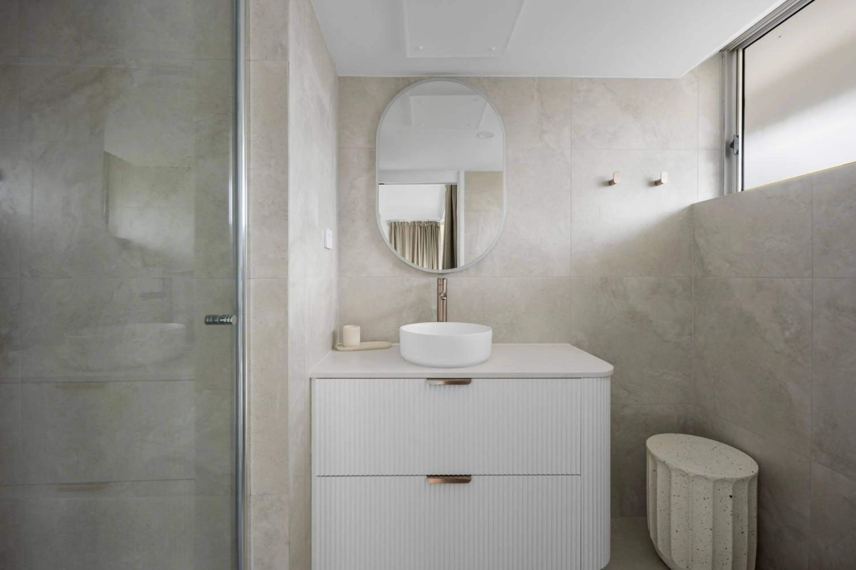 Bathroom in Baronnet Apartments