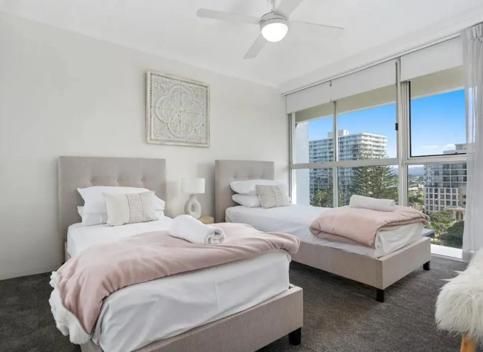 Bed in Baronnet Apartments