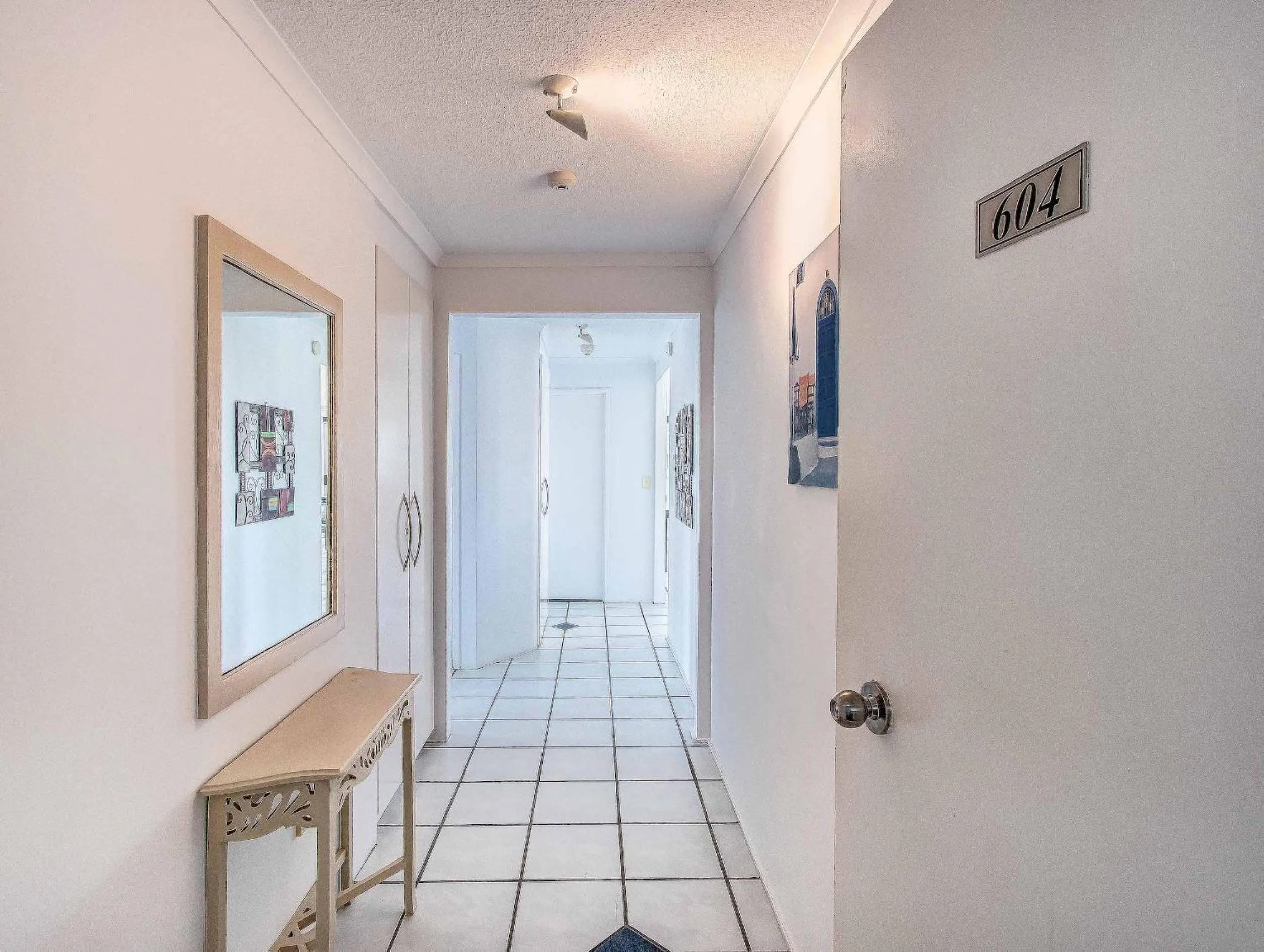 Facade/entrance in Baronnet Apartments