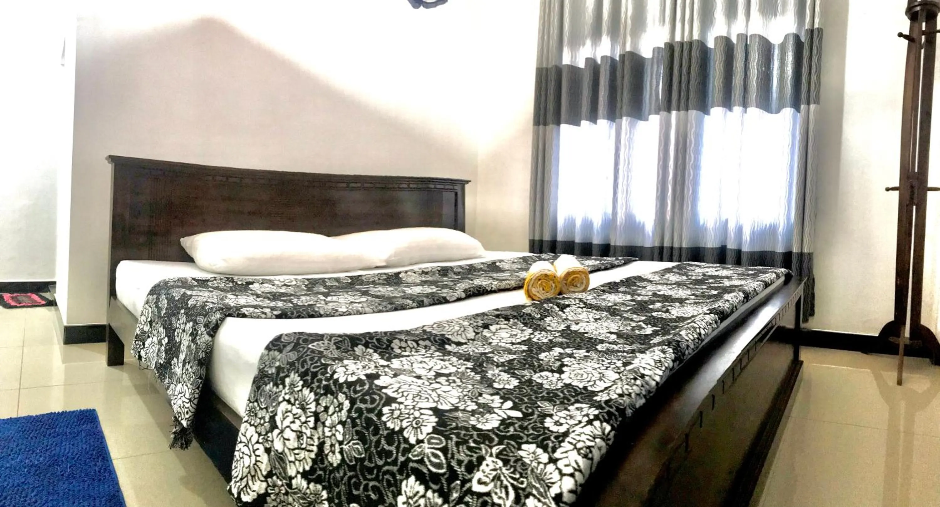 Bed in Mountain Villa Adam's Peak