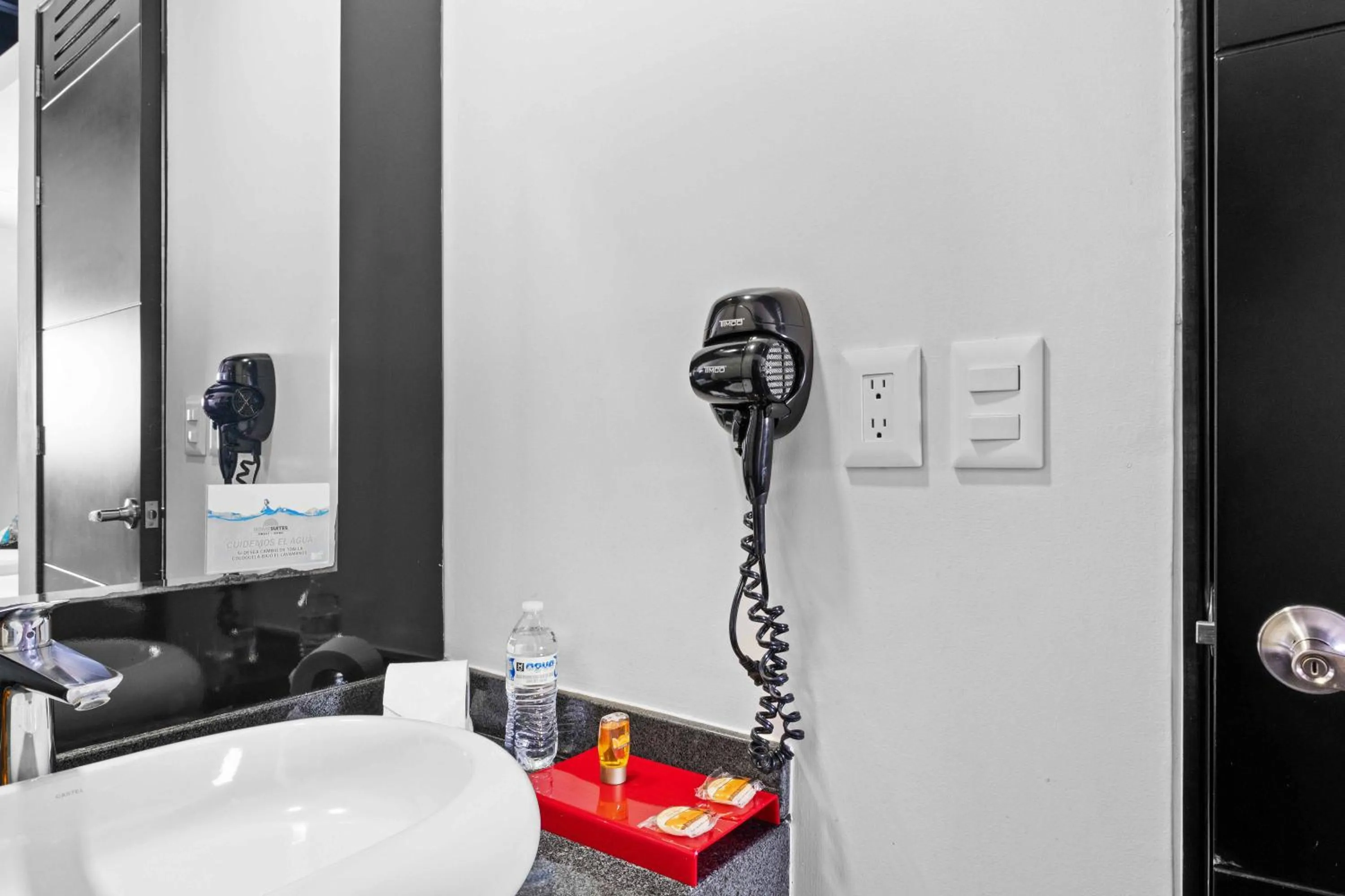 Bathroom in Homesuites Malecon