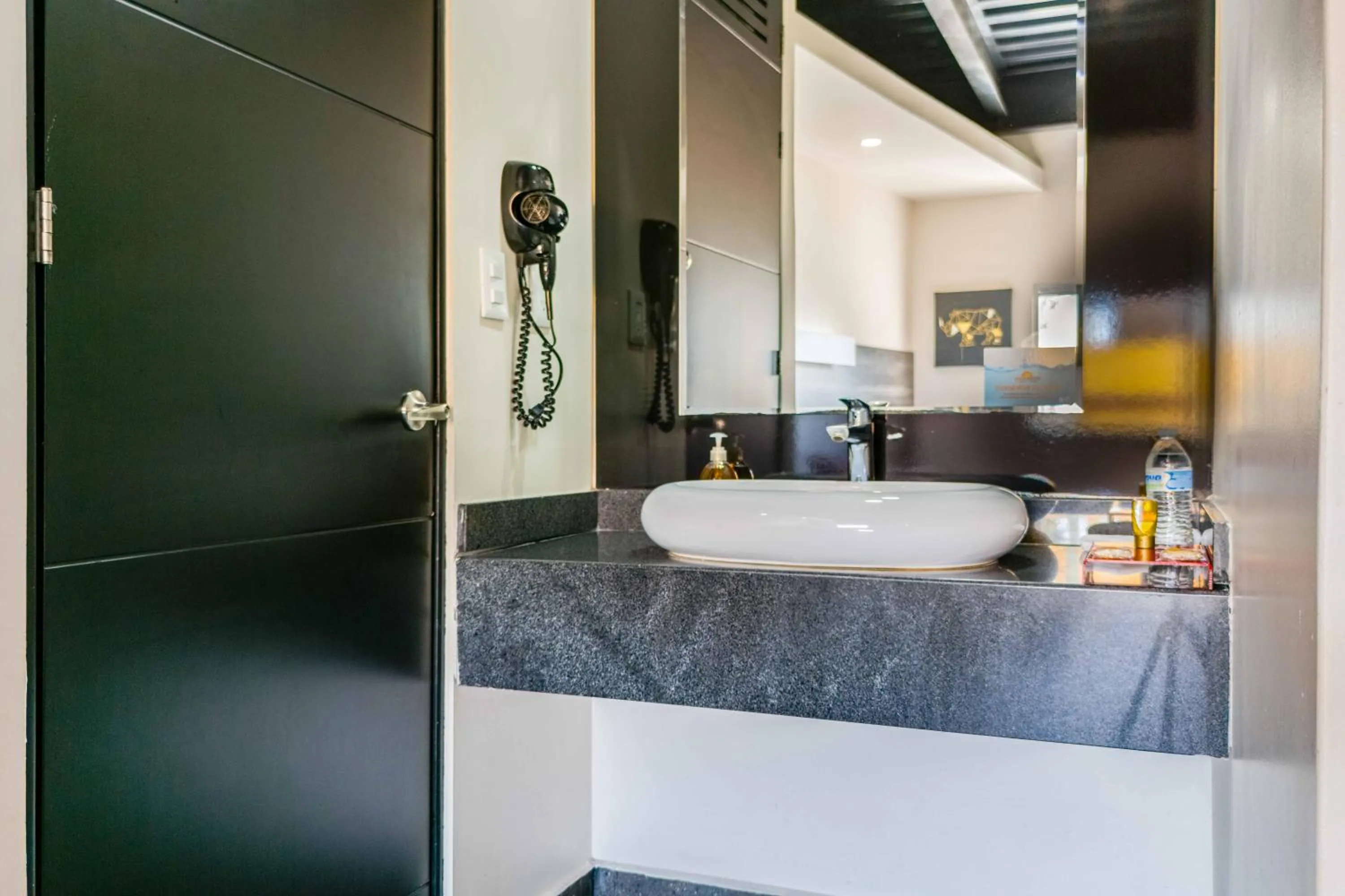 Bathroom in Homesuites Malecon