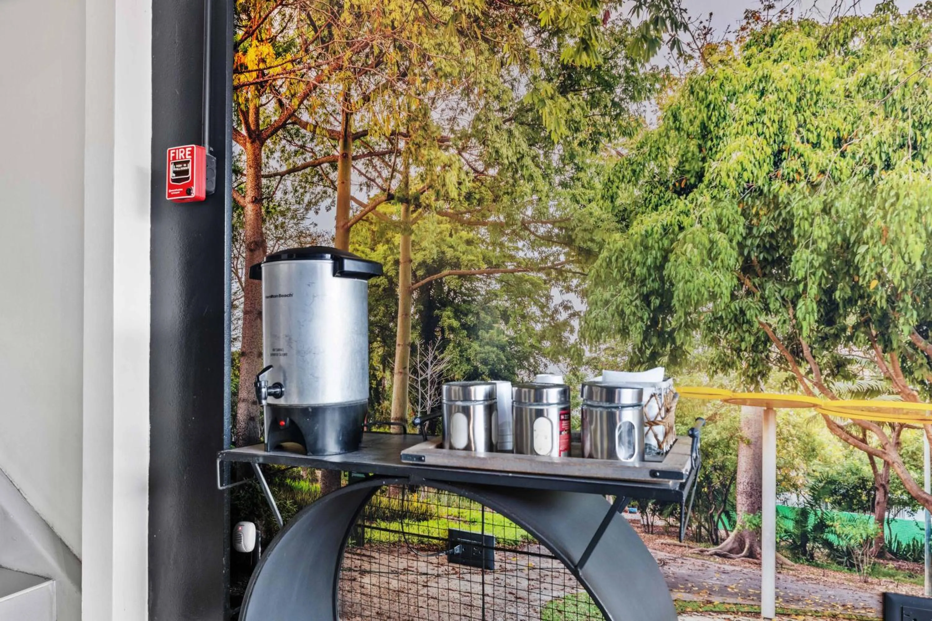 Coffee/tea facilities in Homesuites Malecon