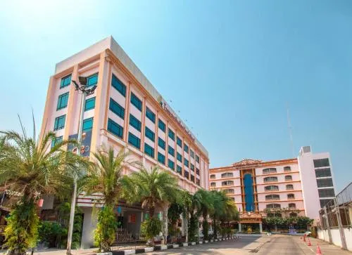 Chiangmai Ratanakosin Hotel