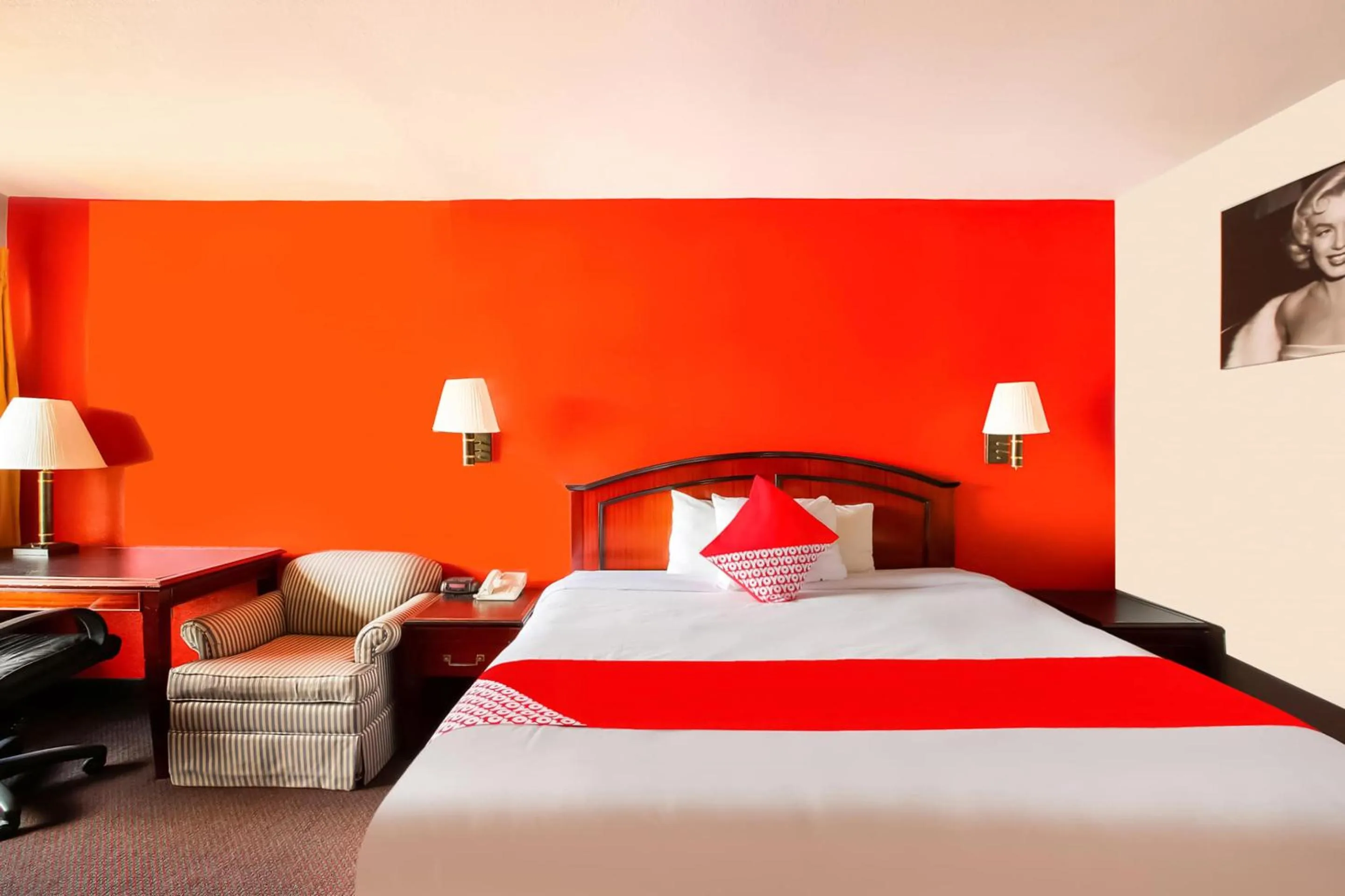 Bedroom, Bed in OYO Hotel Texarkana North Heights AR Hwy I-30