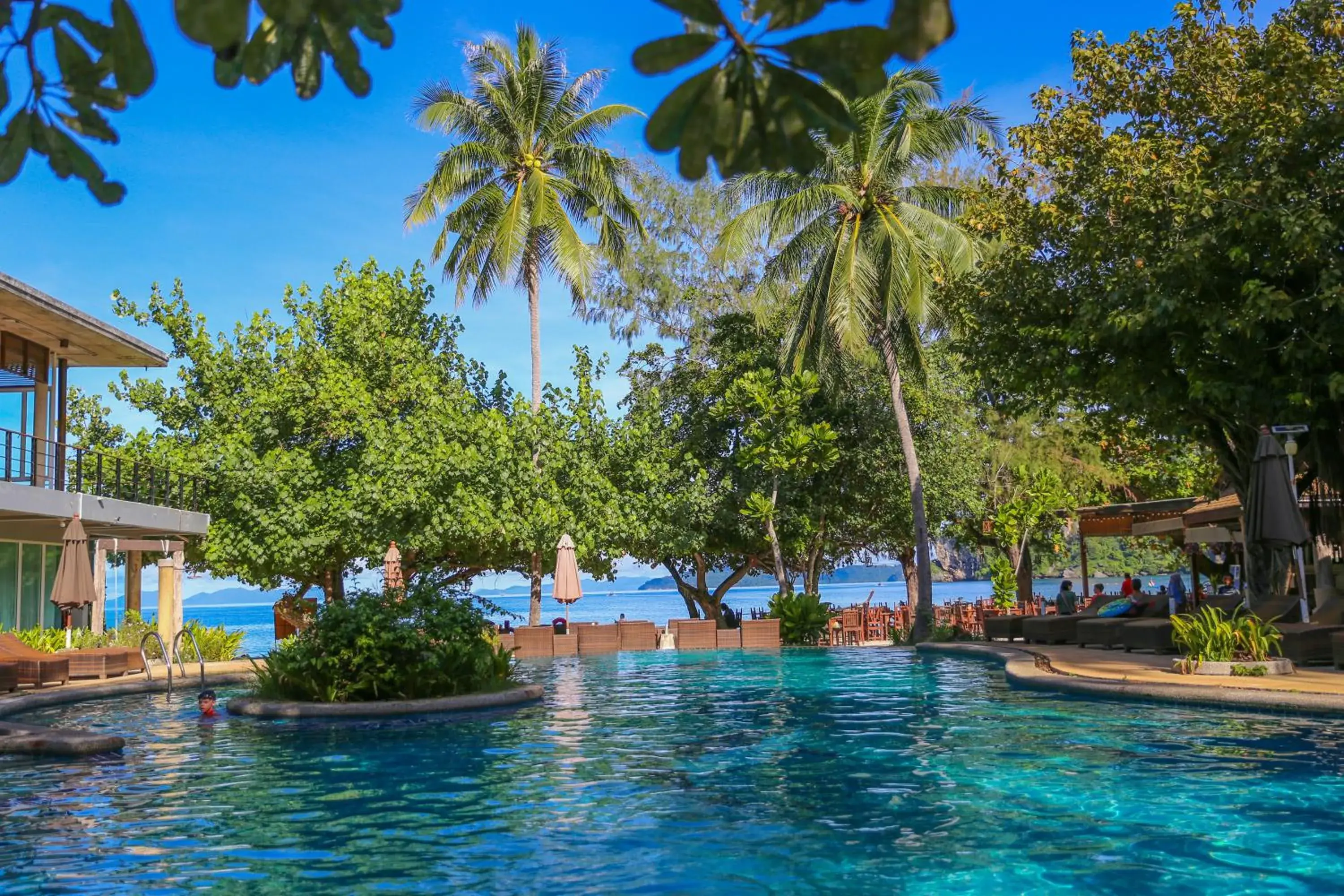Swimming pool in Sand Sea Resort Railay Beach Swimming pool in Sand Sea Resort Railay Beach
