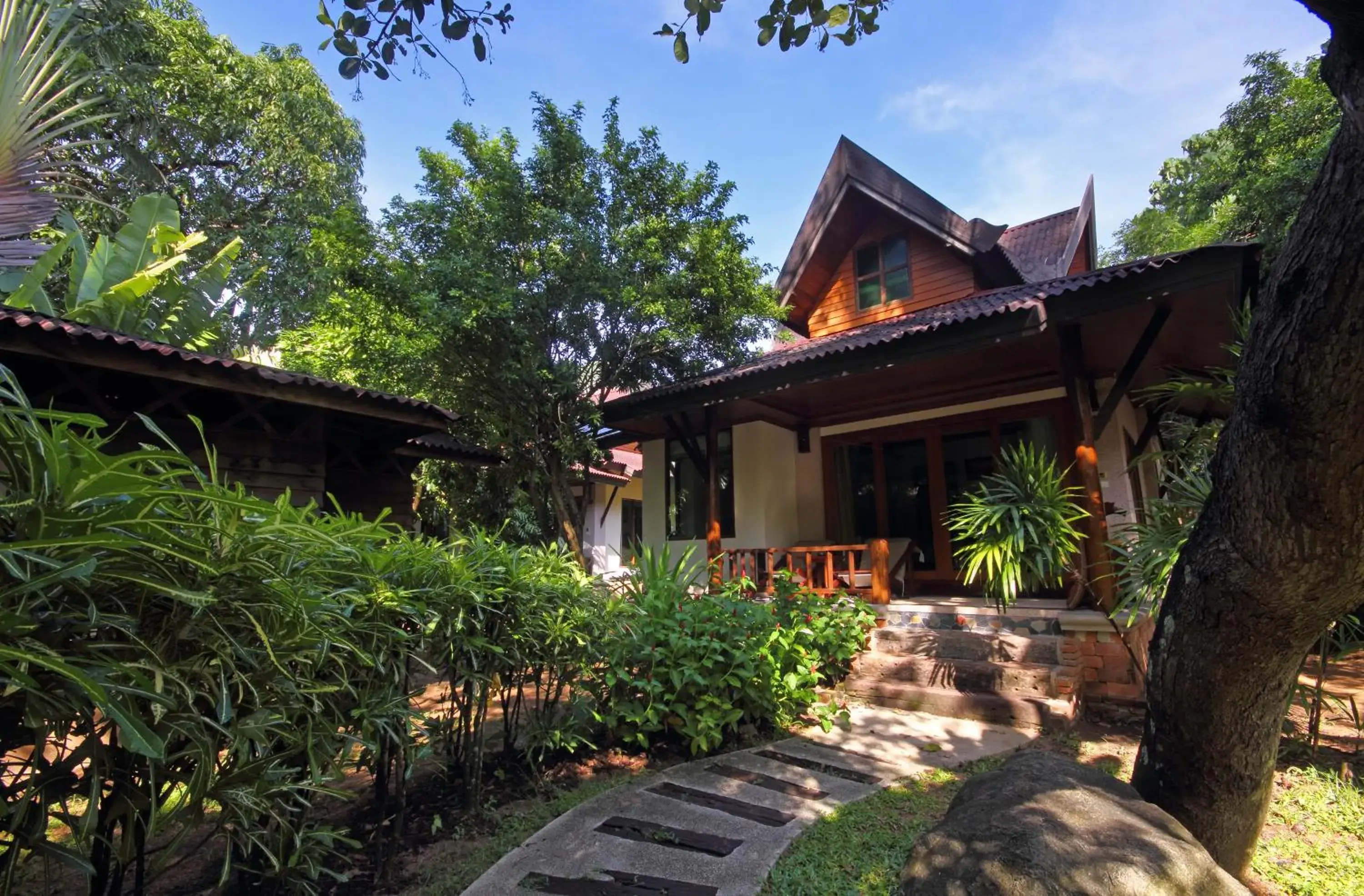 Property building in Sand Sea Resort Railay Beach Property building in Sand Sea Resort Railay Beach