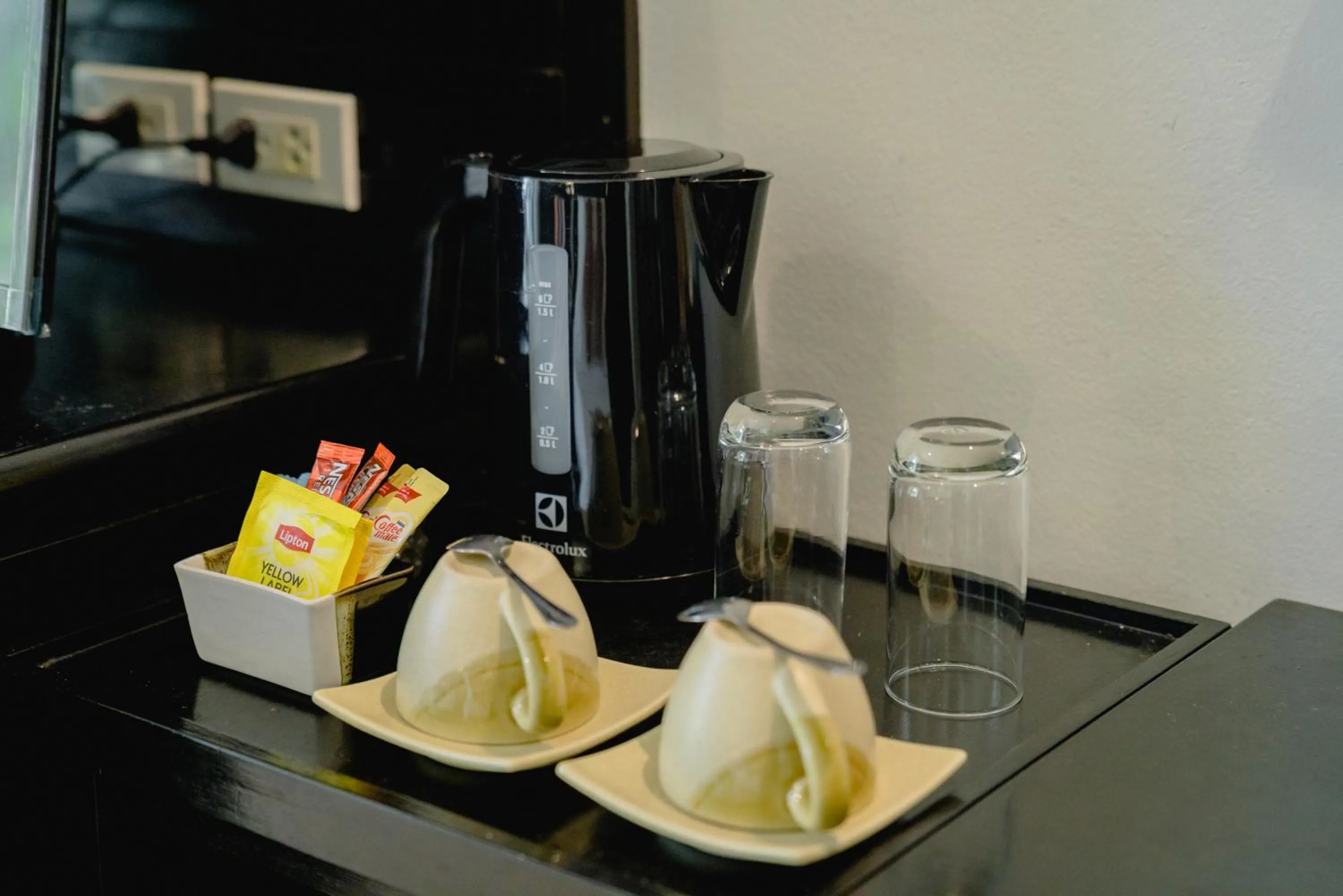Coffee/tea facilities in Sand Sea Resort Railay Beach