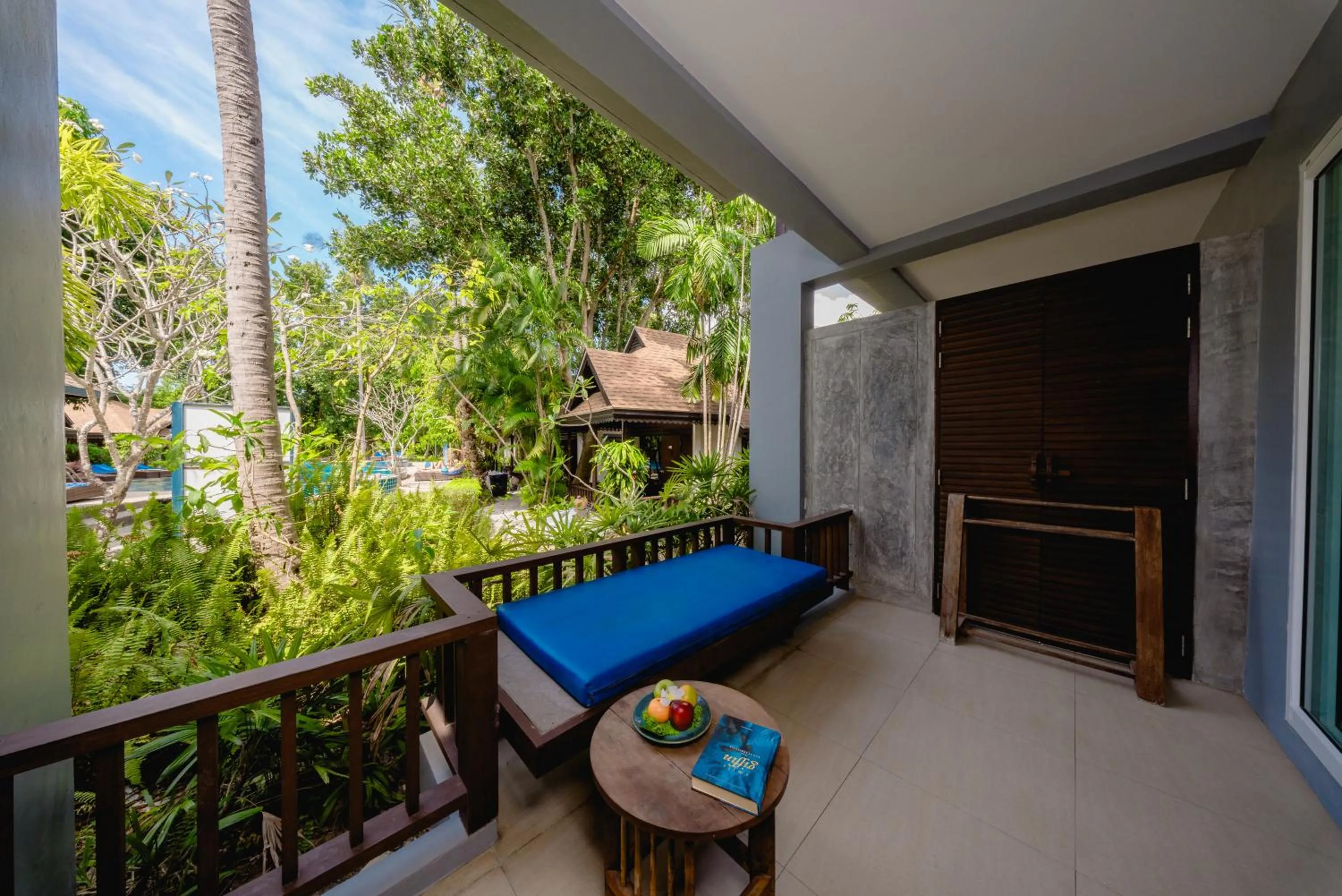 Balcony/Terrace in Sand Sea Resort Railay Beach