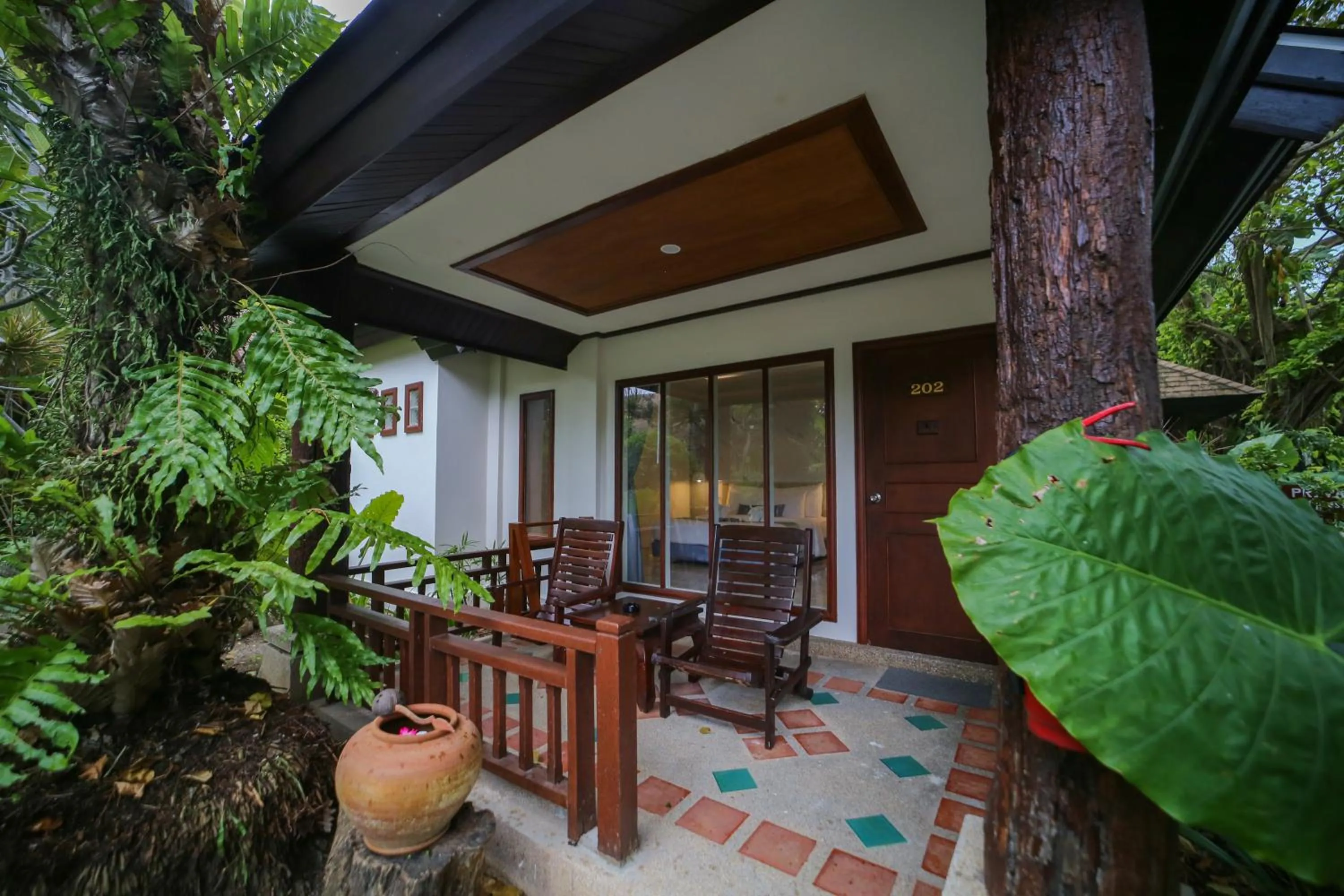 Balcony/Terrace in Sand Sea Resort Railay Beach