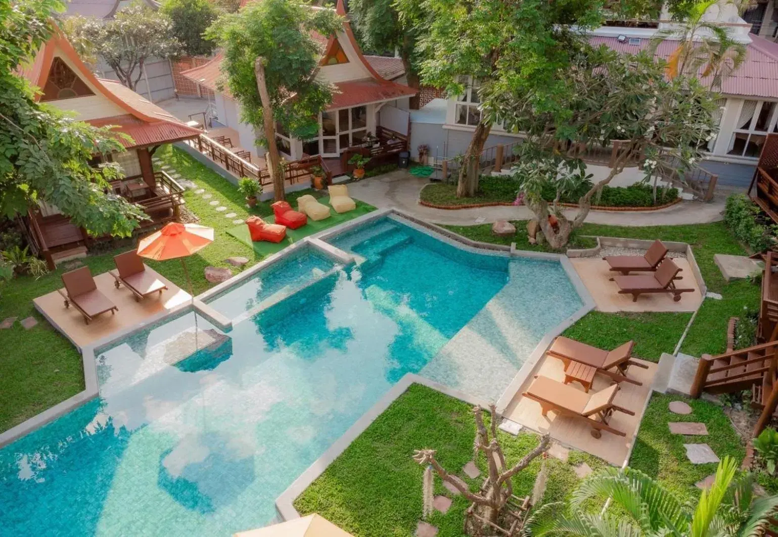 Property building in Baan Duangkaew Resort Property building in Baan Duangkaew Resort