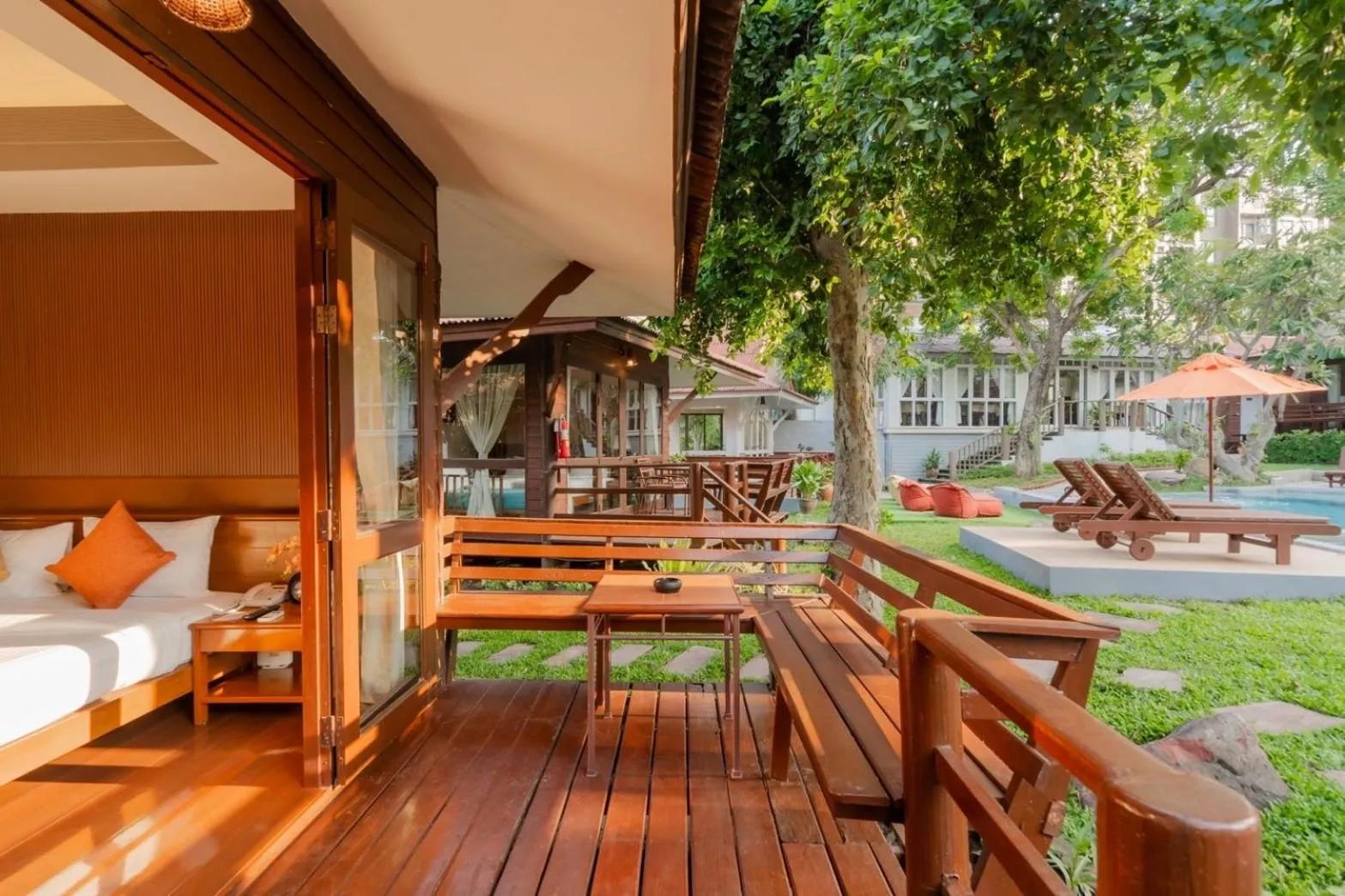 Patio in Baan Duangkaew Resort