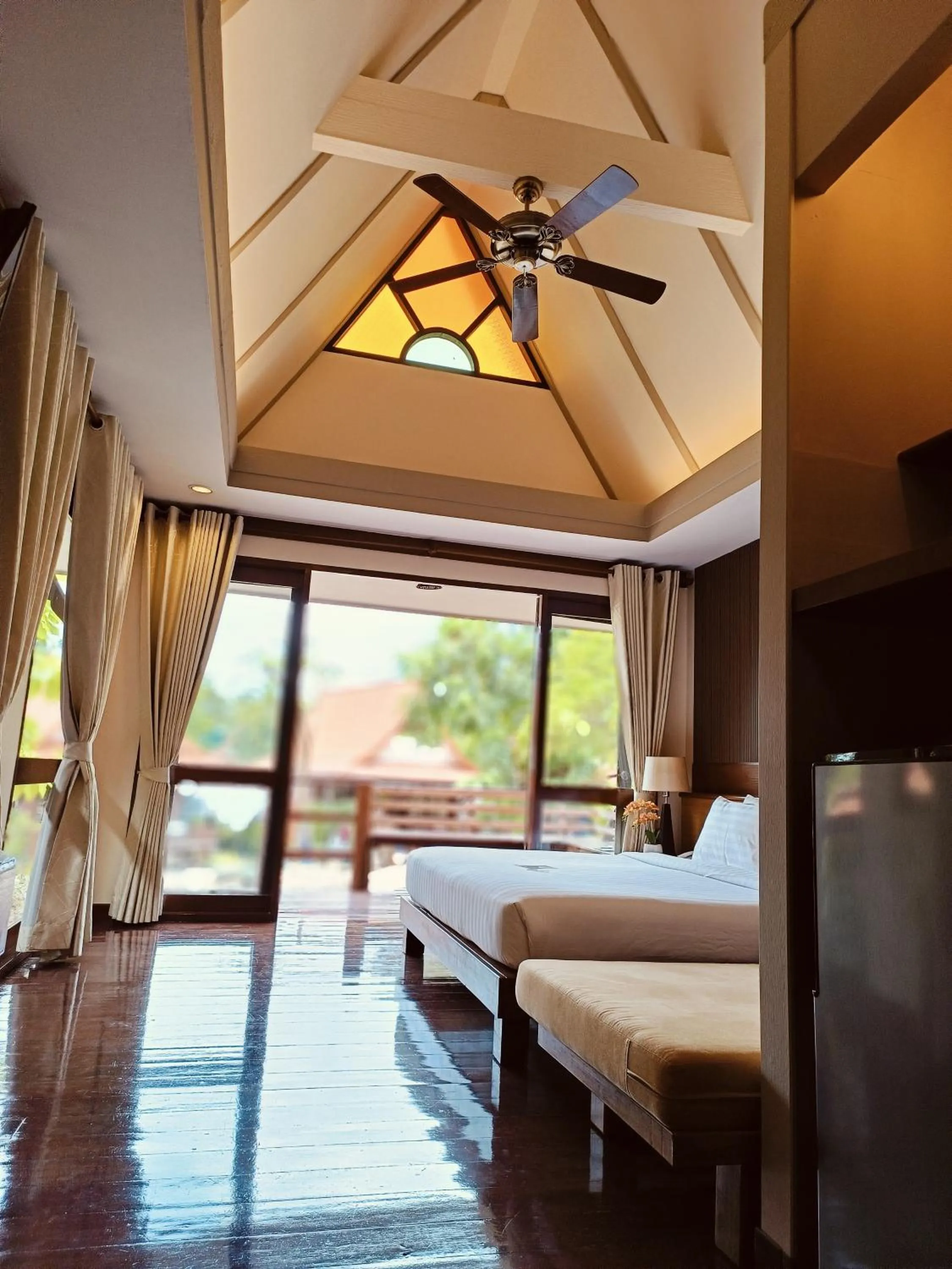 Photo of the whole room, Bed in Baan Duangkaew Resort