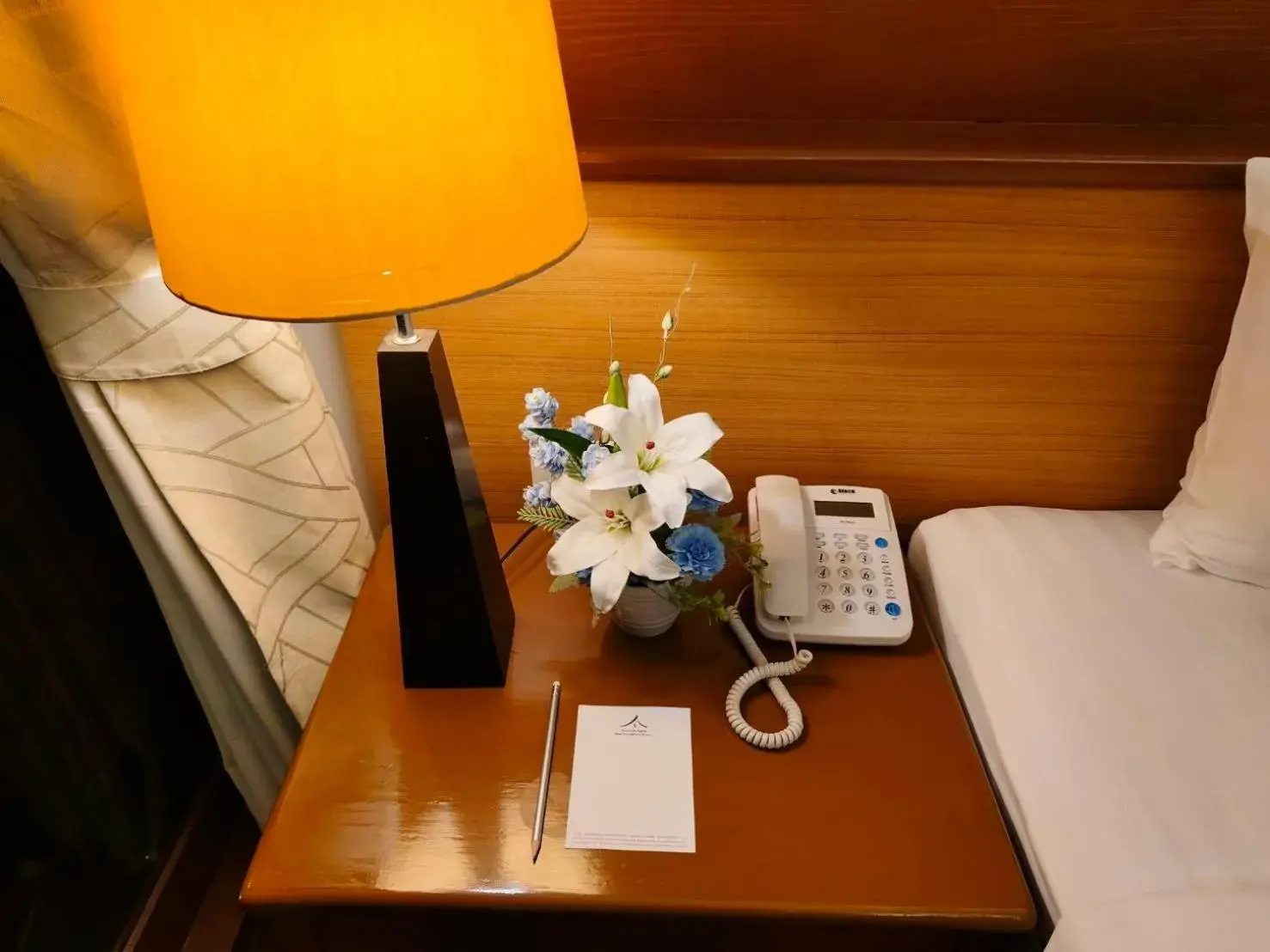 Photo of the whole room, Bed in Baan Duangkaew Resort Photo of the whole room, Bed in Baan Duangkaew Resort