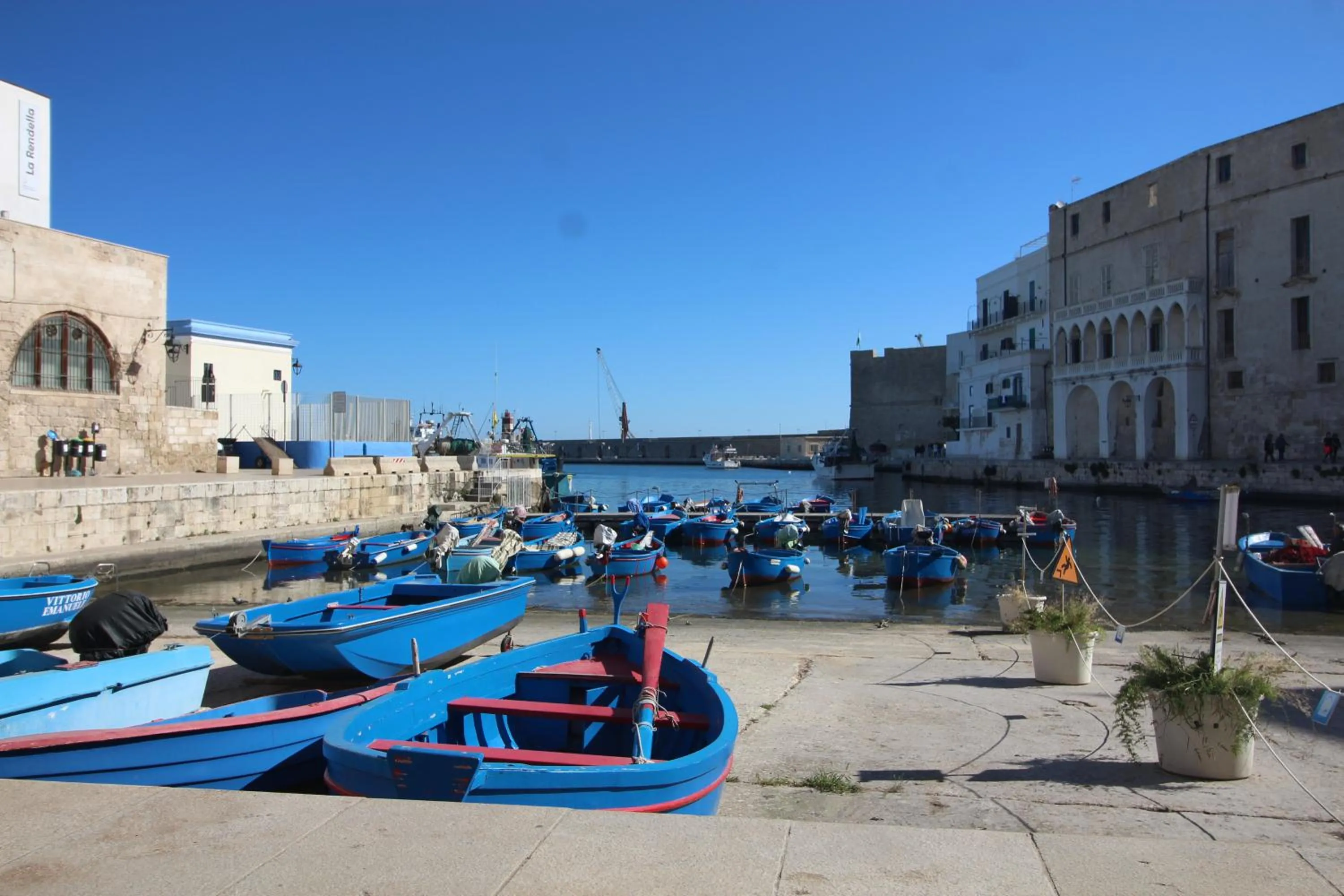 Nearby landmark in B&B U Mare Mio