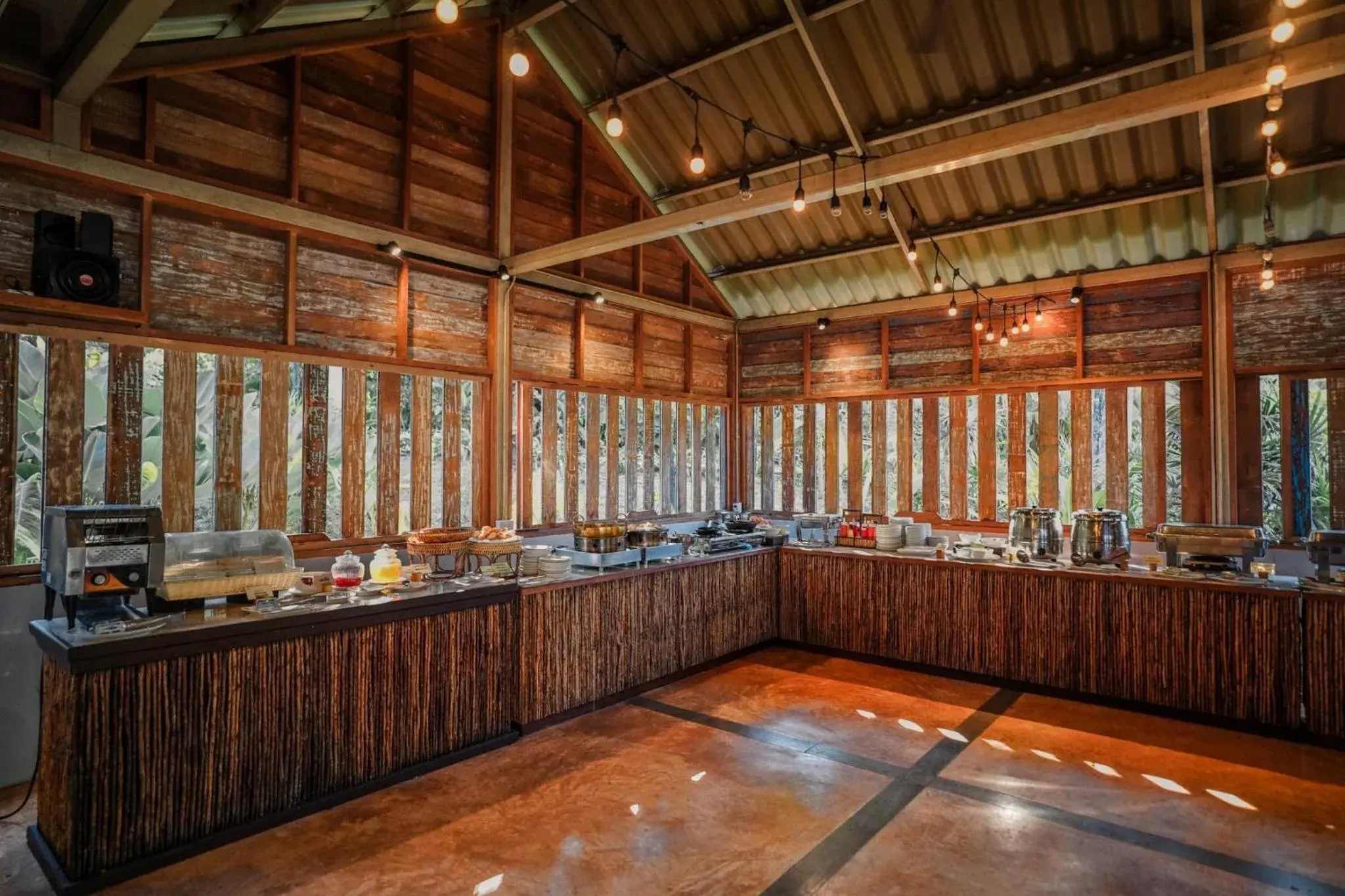 Restaurant/places to eat in AANA Resort & Villas Koh Chang Restaurant/places to eat in AANA Resort & Villas Koh Chang