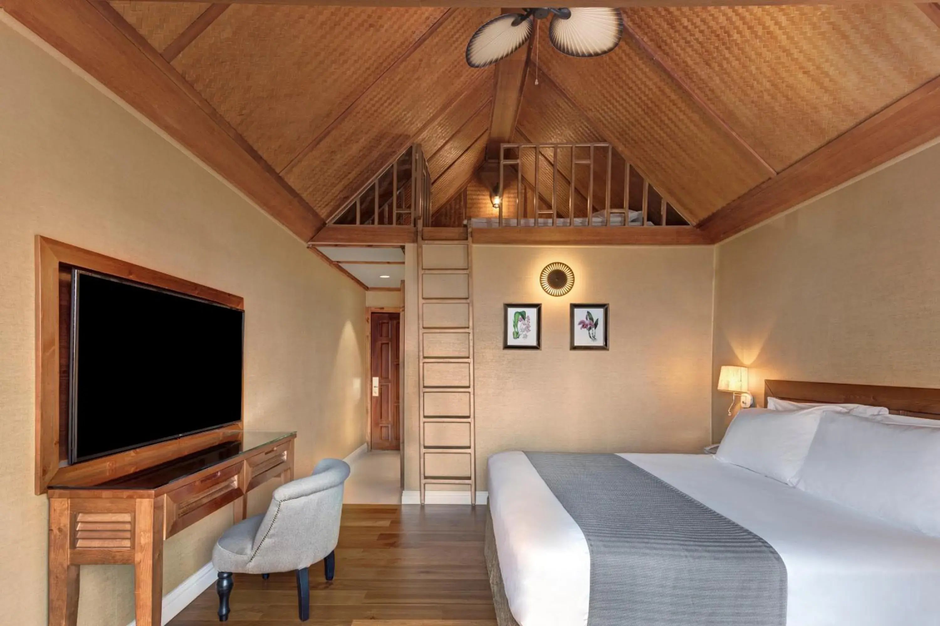 Photo of the whole room, Bed in Orchid Eilat Hotel Photo of the whole room, Bed in Orchid Eilat Hotel