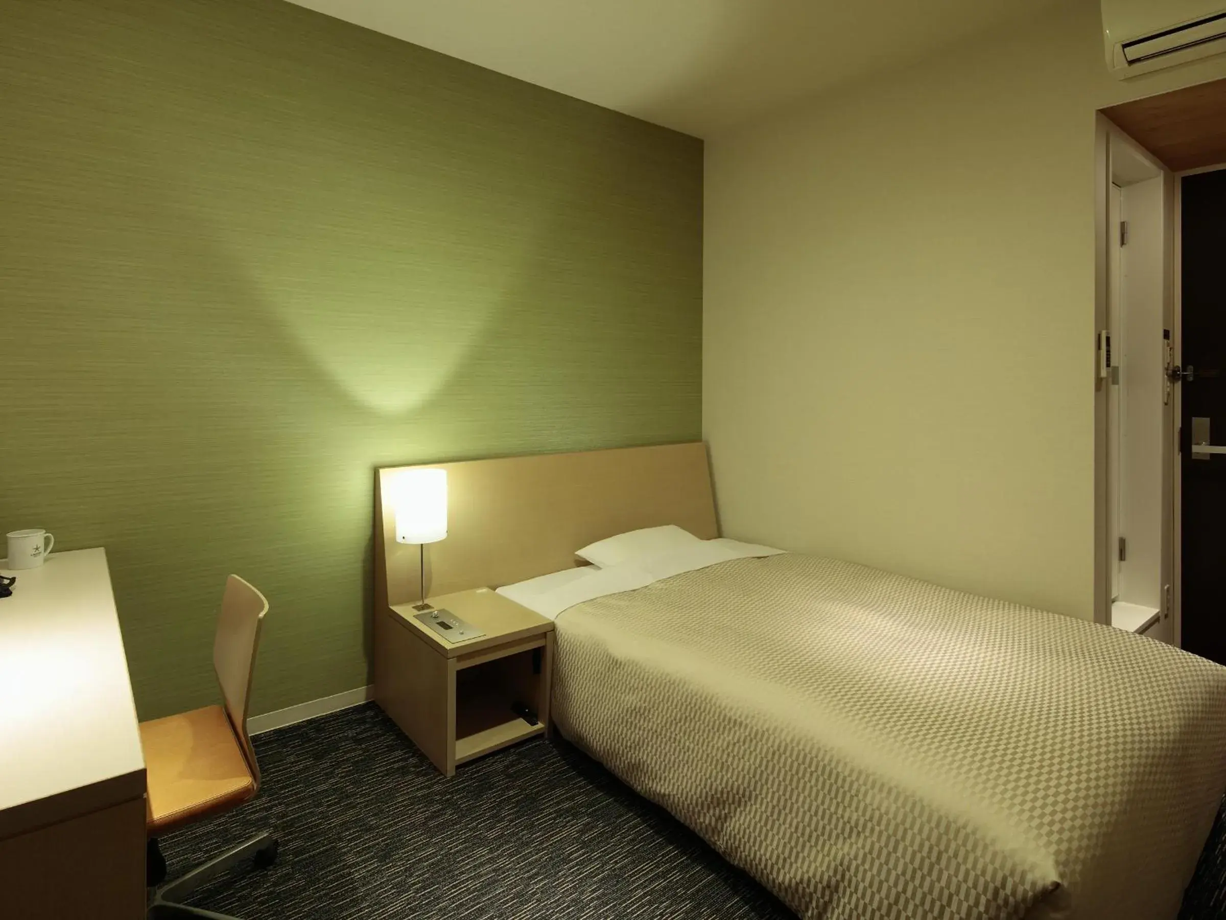 Bedroom, Bed in Candeo Hotels Shizuoka Shimada Bedroom, Bed in Candeo Hotels Shizuoka Shimada