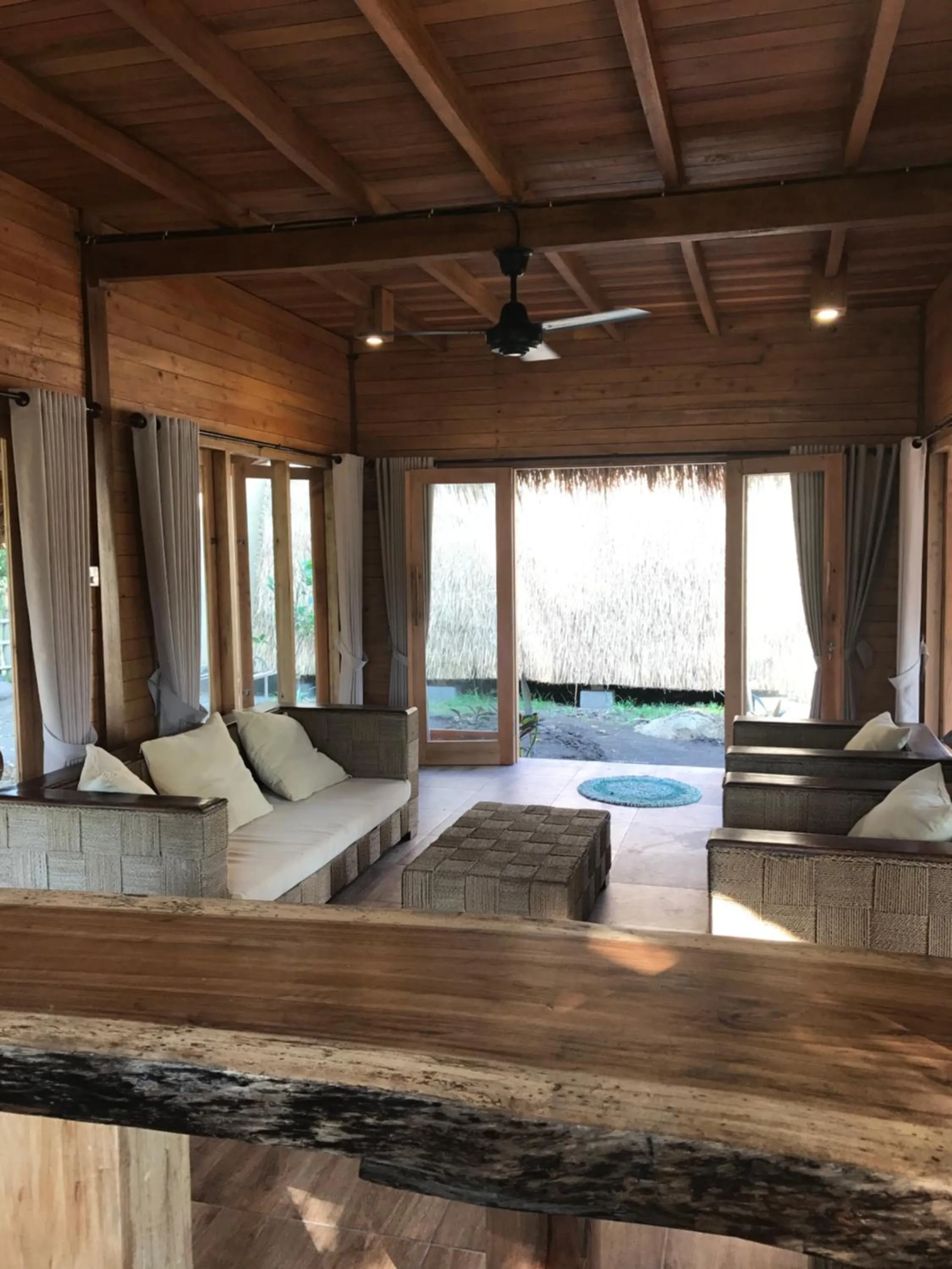 Living room in Meno Madia Bungalows