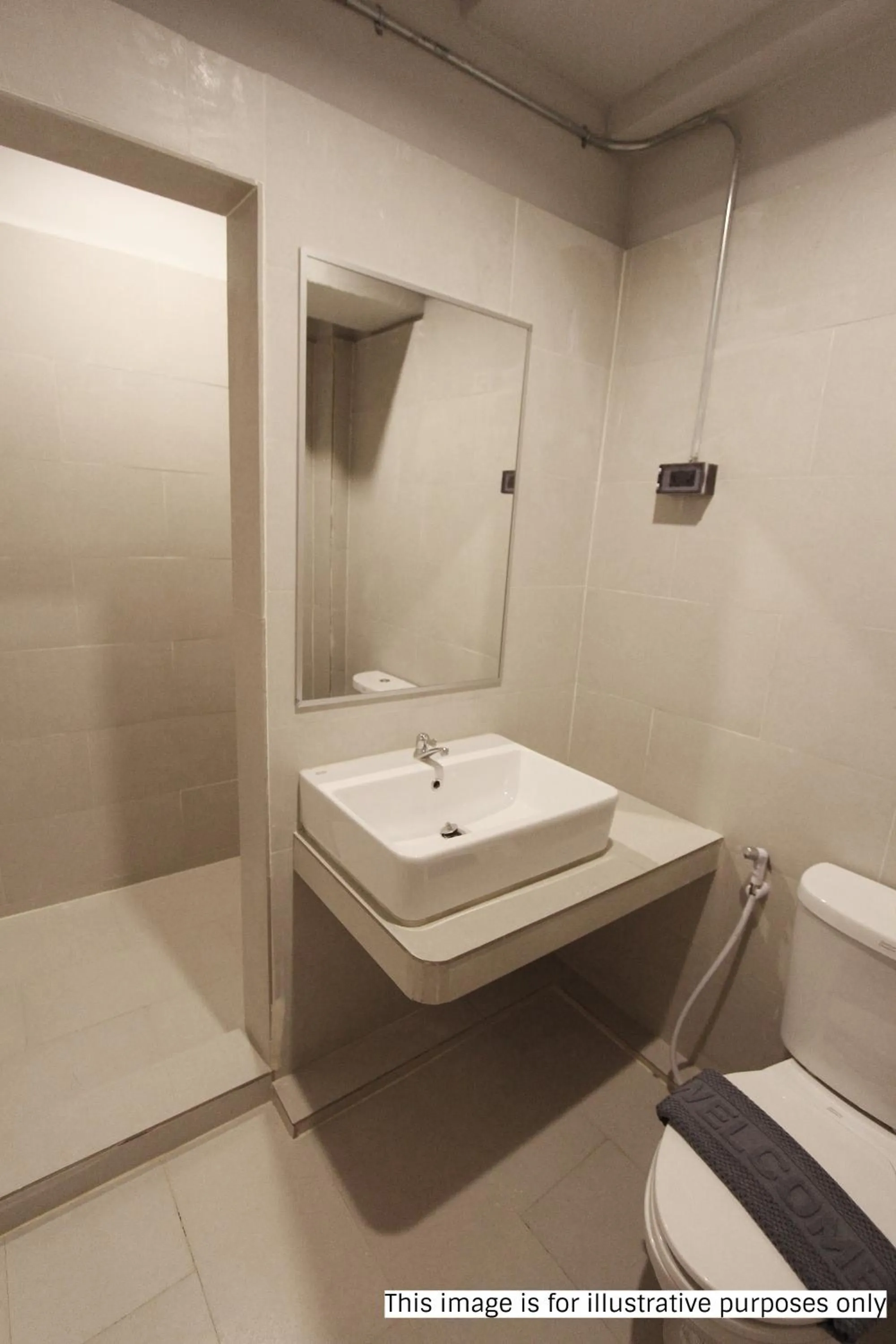 Toilet in Rajthani Hotel - SHA Certified