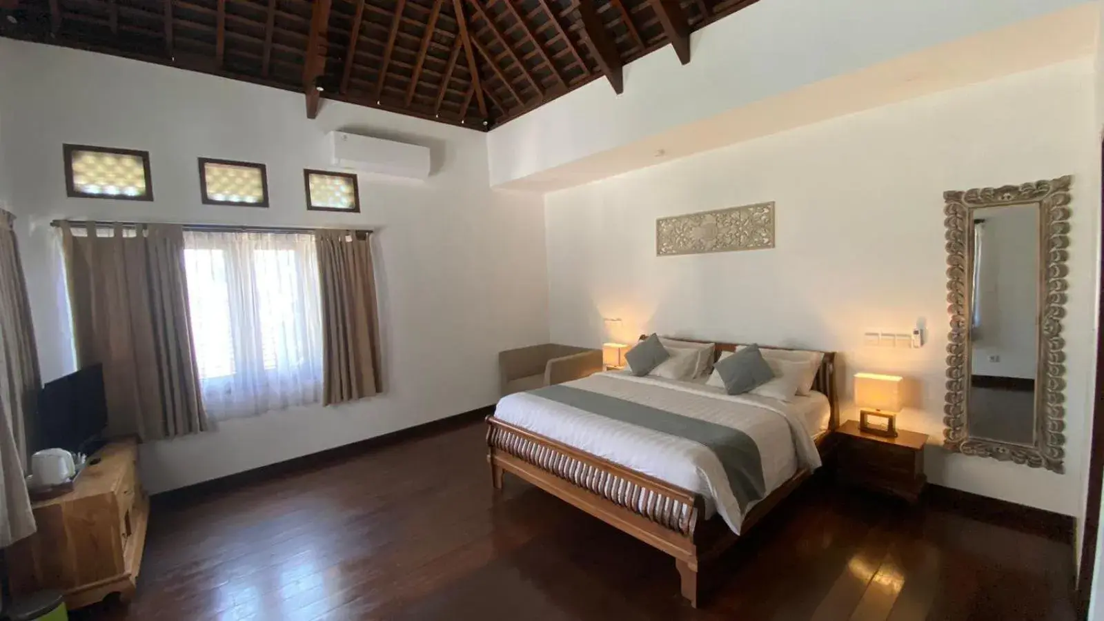 Bed in djabu Canggu Beach Villa Bed in djabu Canggu Beach Villa