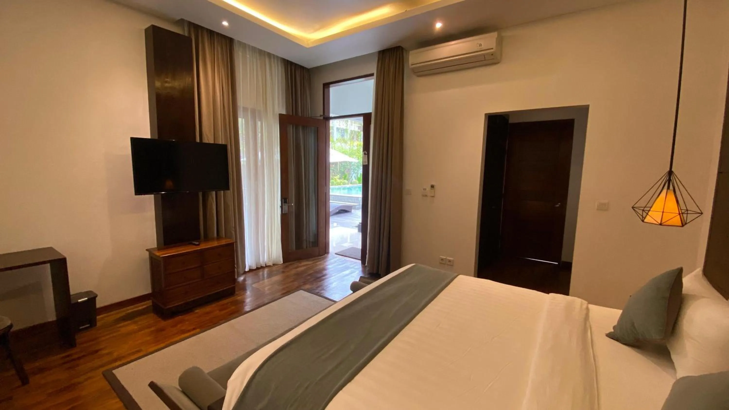 Bedroom, Bed in djabu Canggu Beach Villa