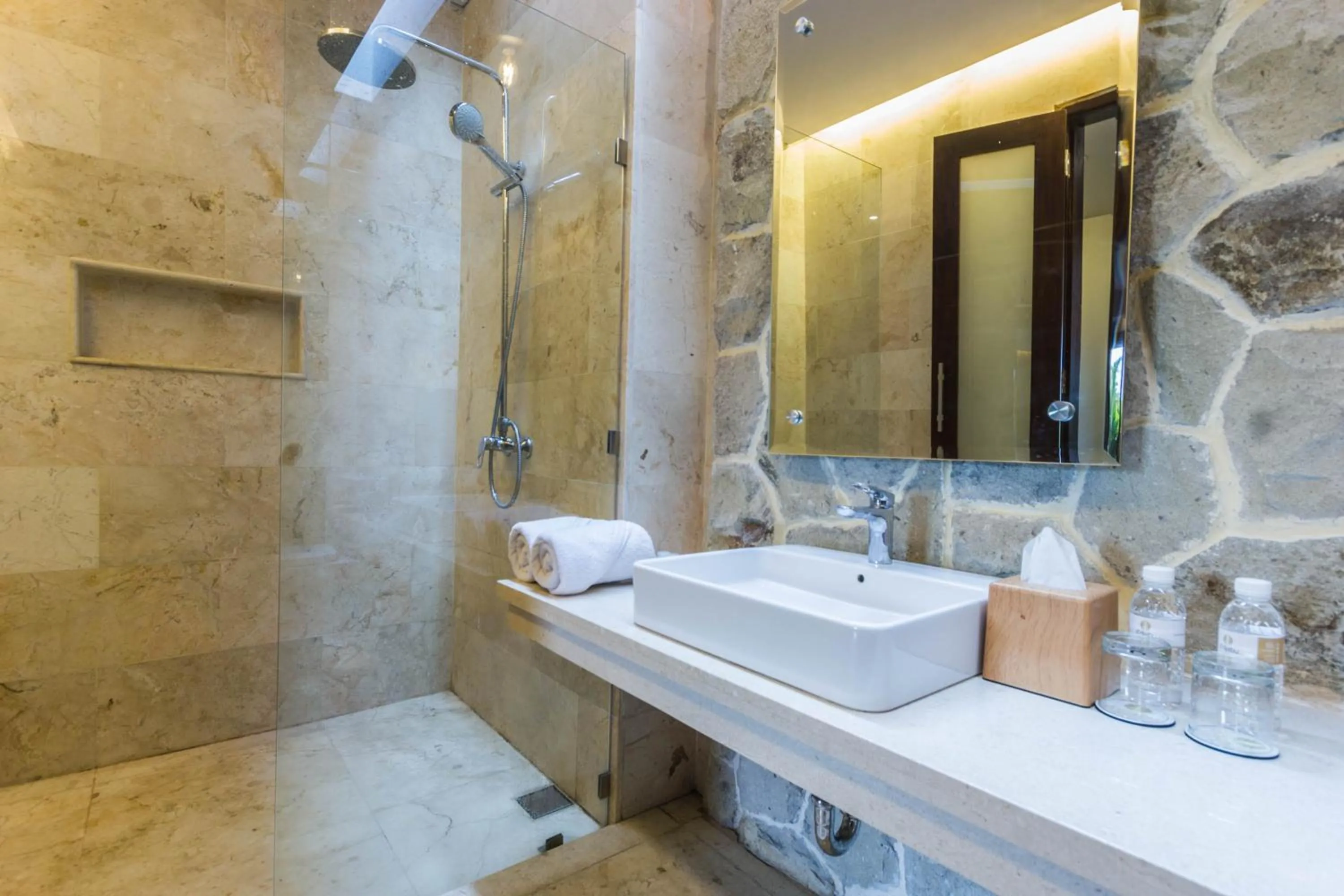 Bathroom in djabu Canggu Beach Villa