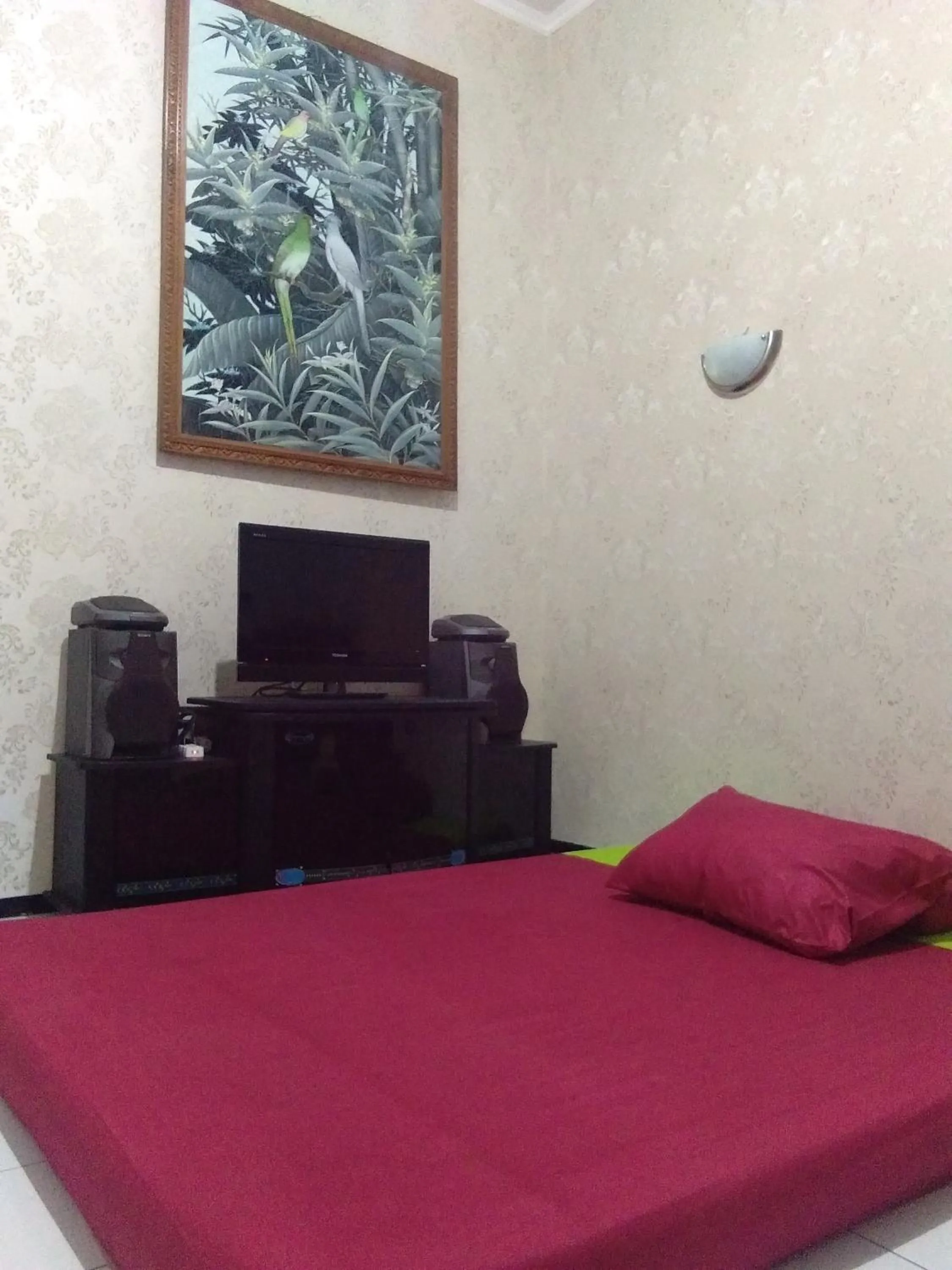 Bed in Puri Garden Batu
