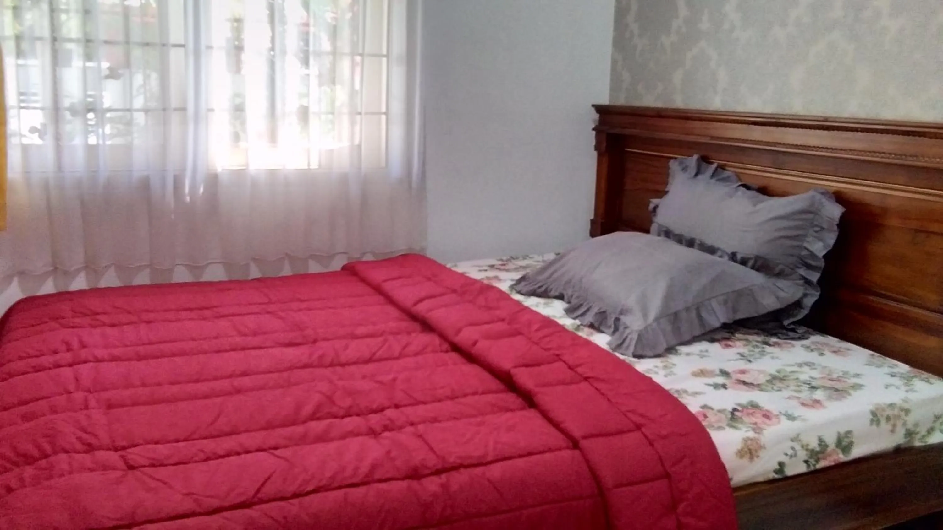 Bed in Puri Garden Batu