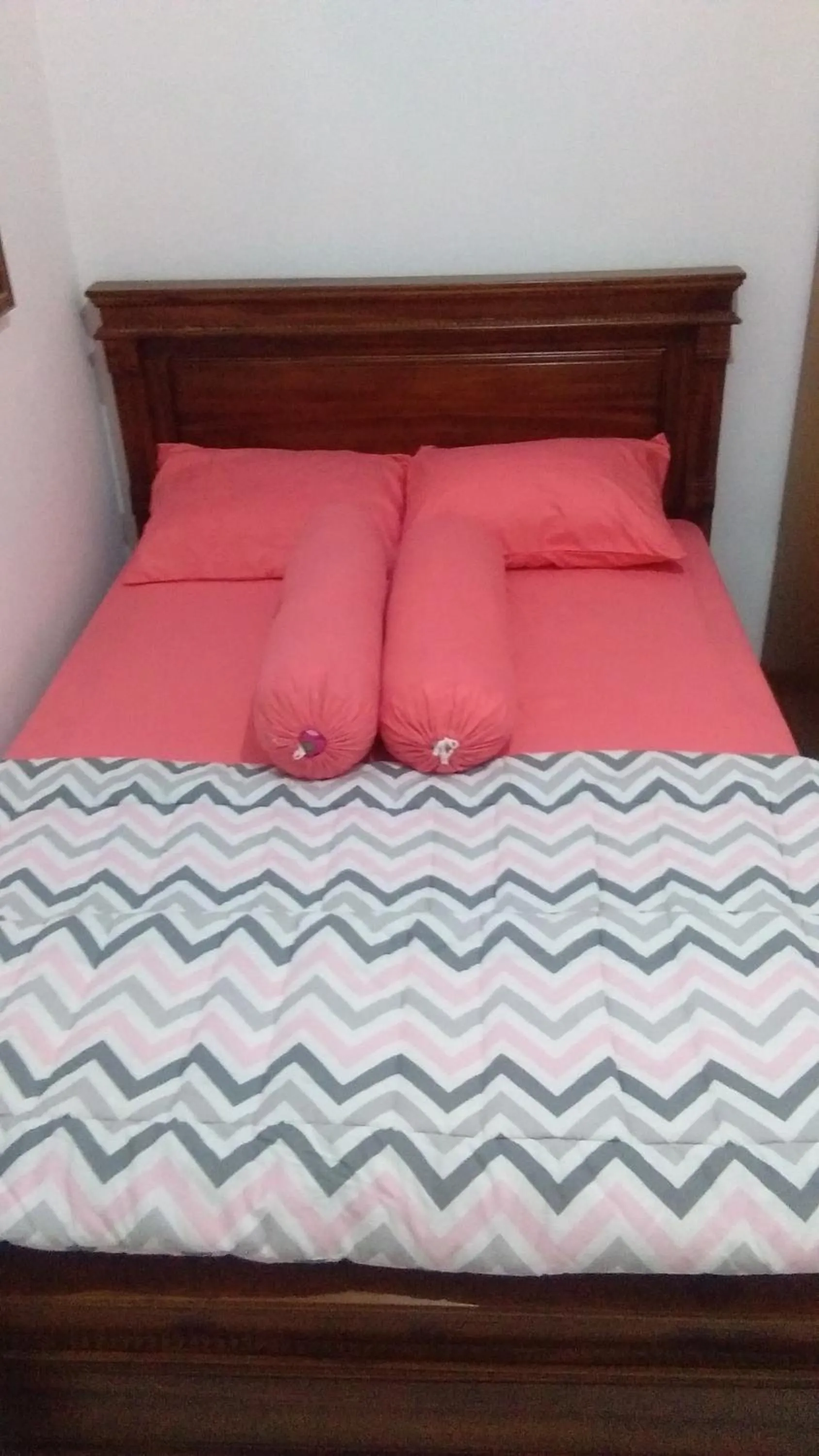 Bed in Puri Garden Batu